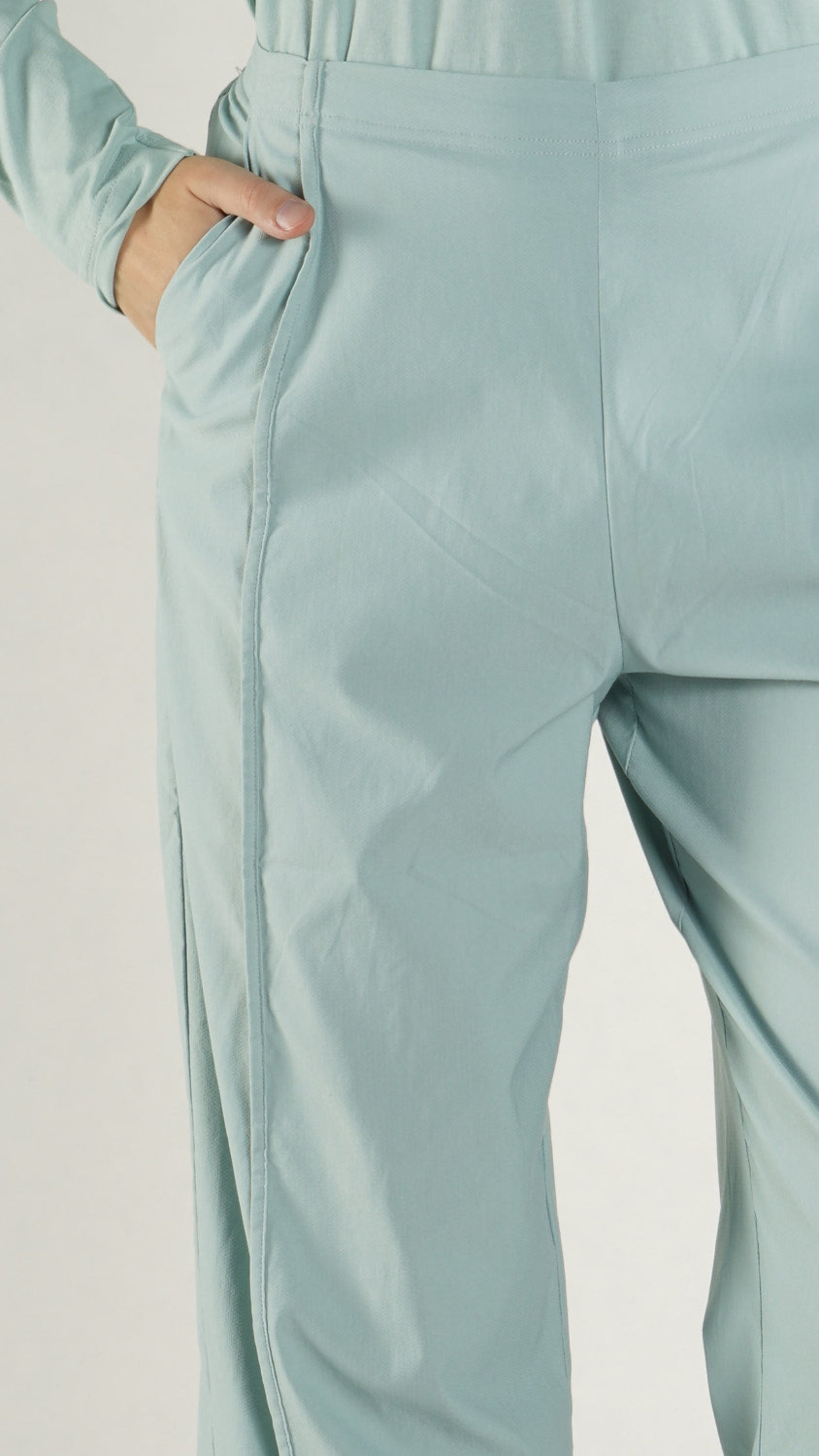 RUNDHOLZ BLACK LABEL Panelled Wide Leg Pant in Grass