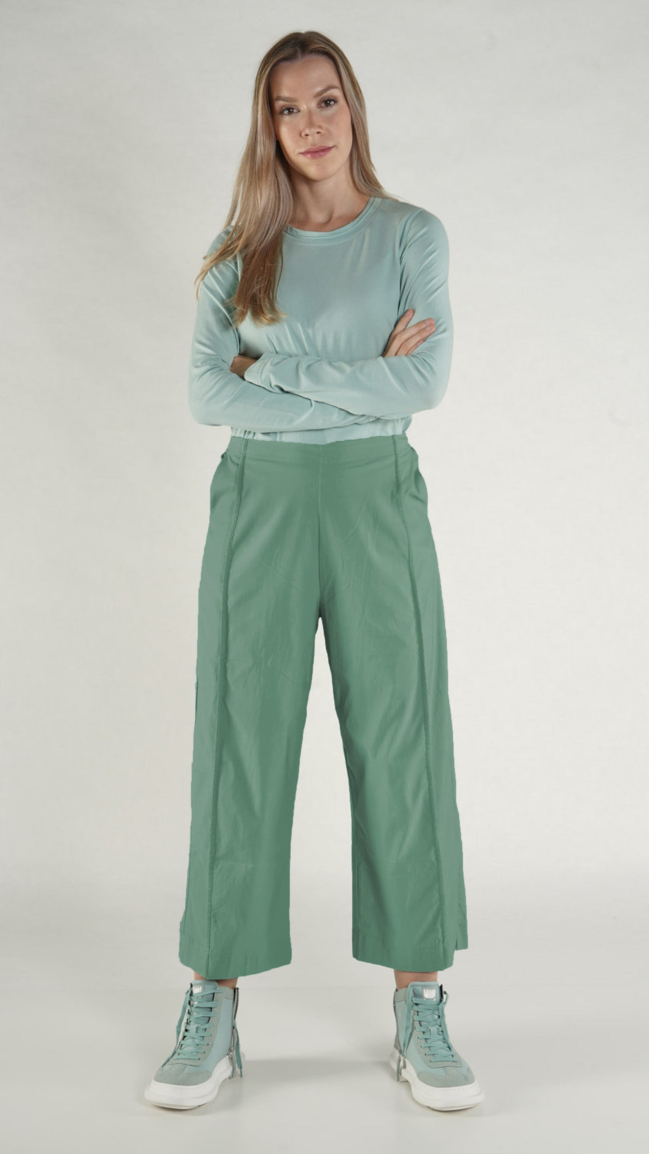 RUNDHOLZ BLACK LABEL Panelled Wide Leg Pant in Grass