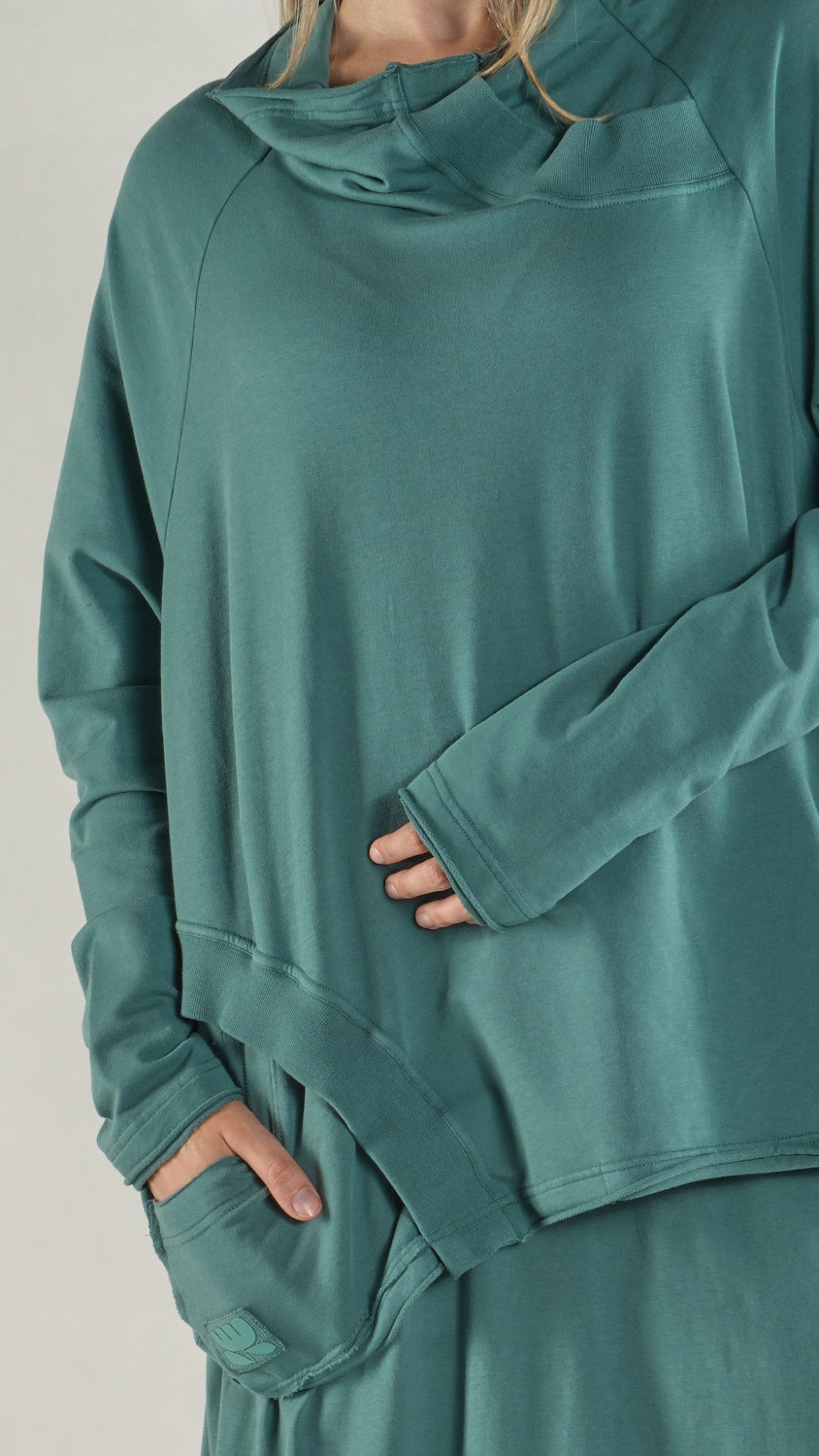 RUNDHOLZ BLACK LABEL Mock Neck French Terry Pullover in Mint