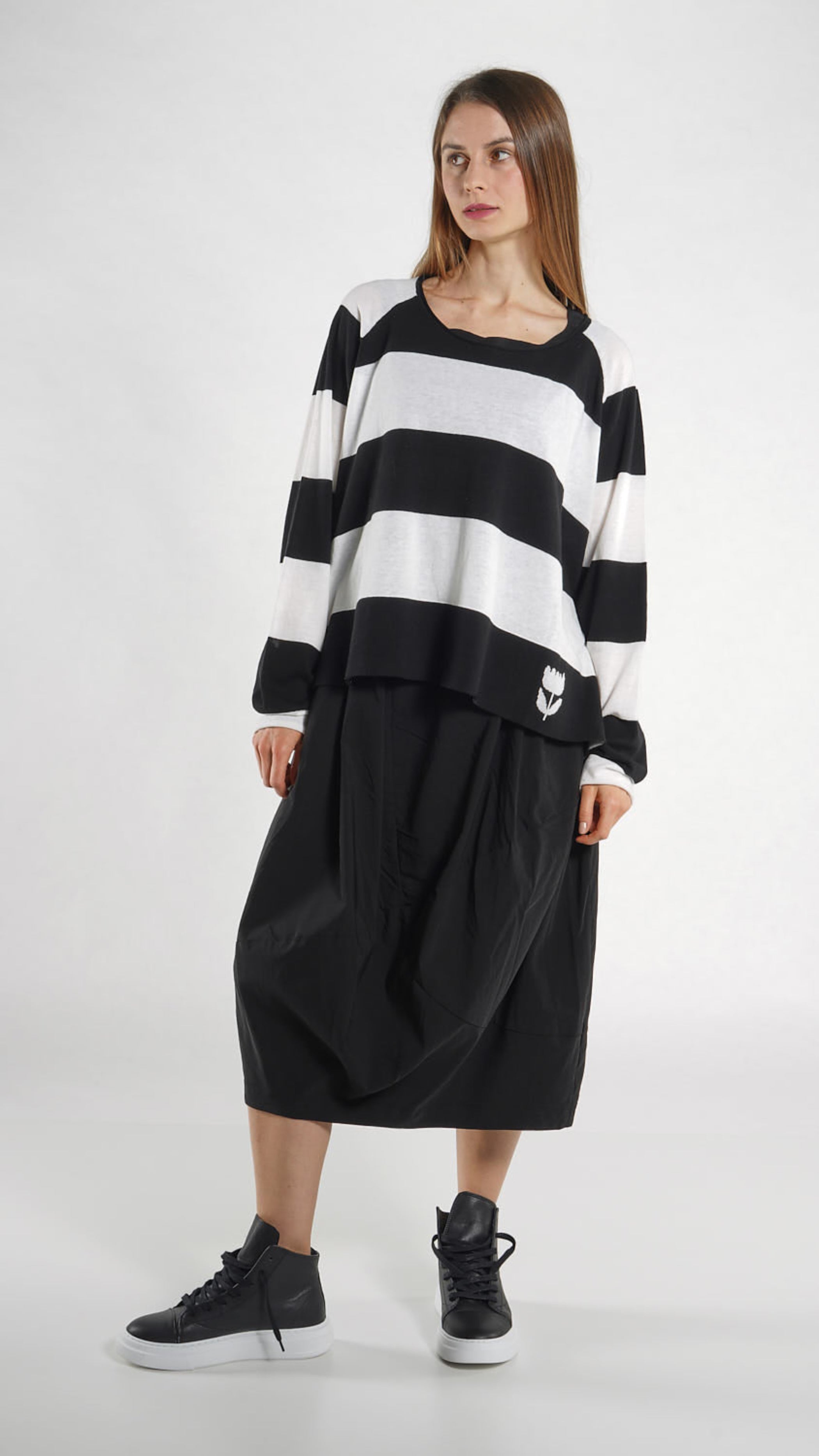 RUNDHOLZ BLACK LABEL Relaxed A-line Pullover in Black Stripe