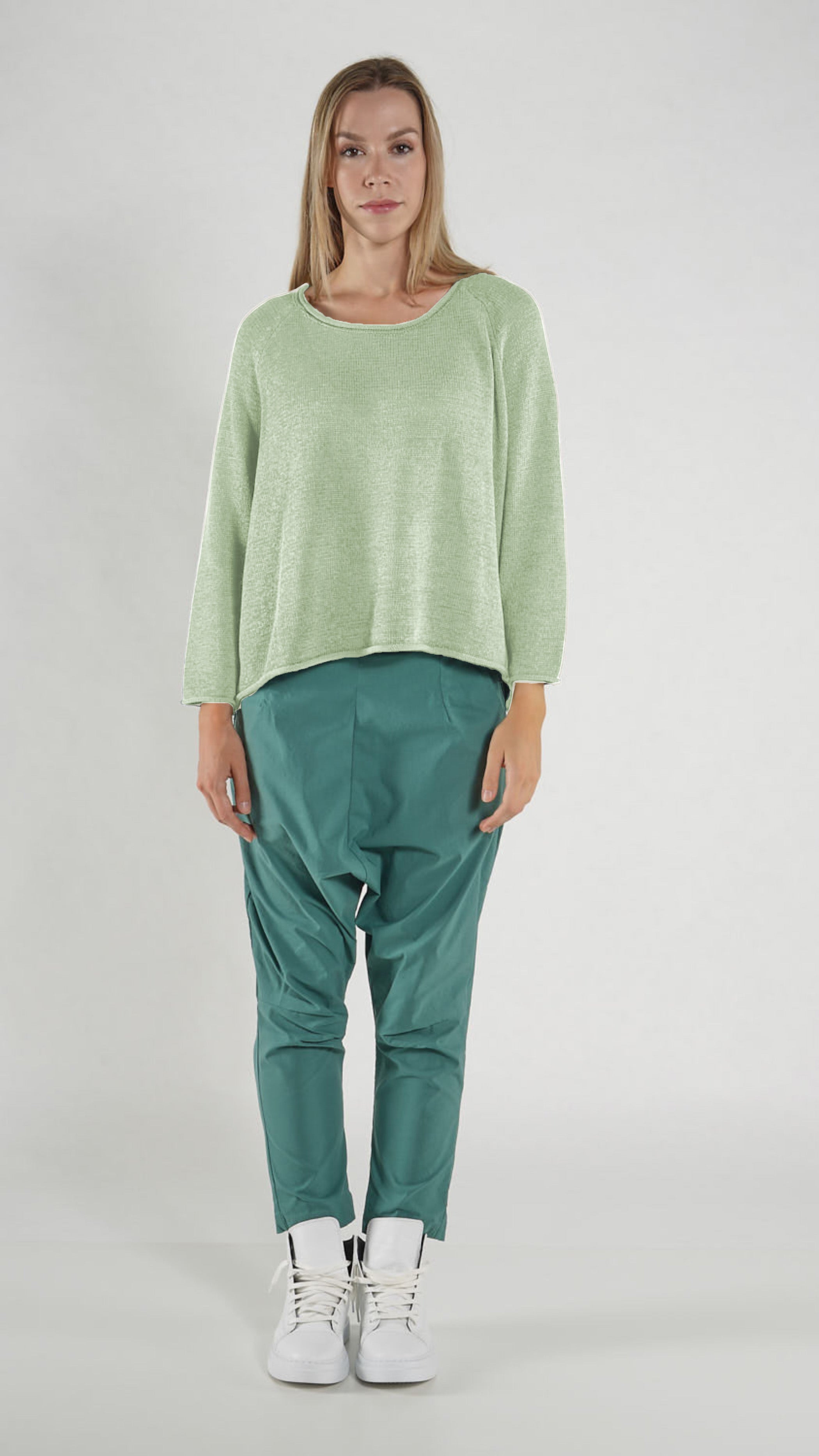 RUNDHOLZ BLACK LABEL Boxy Raglan Sleeve Knit Pullover in Lime