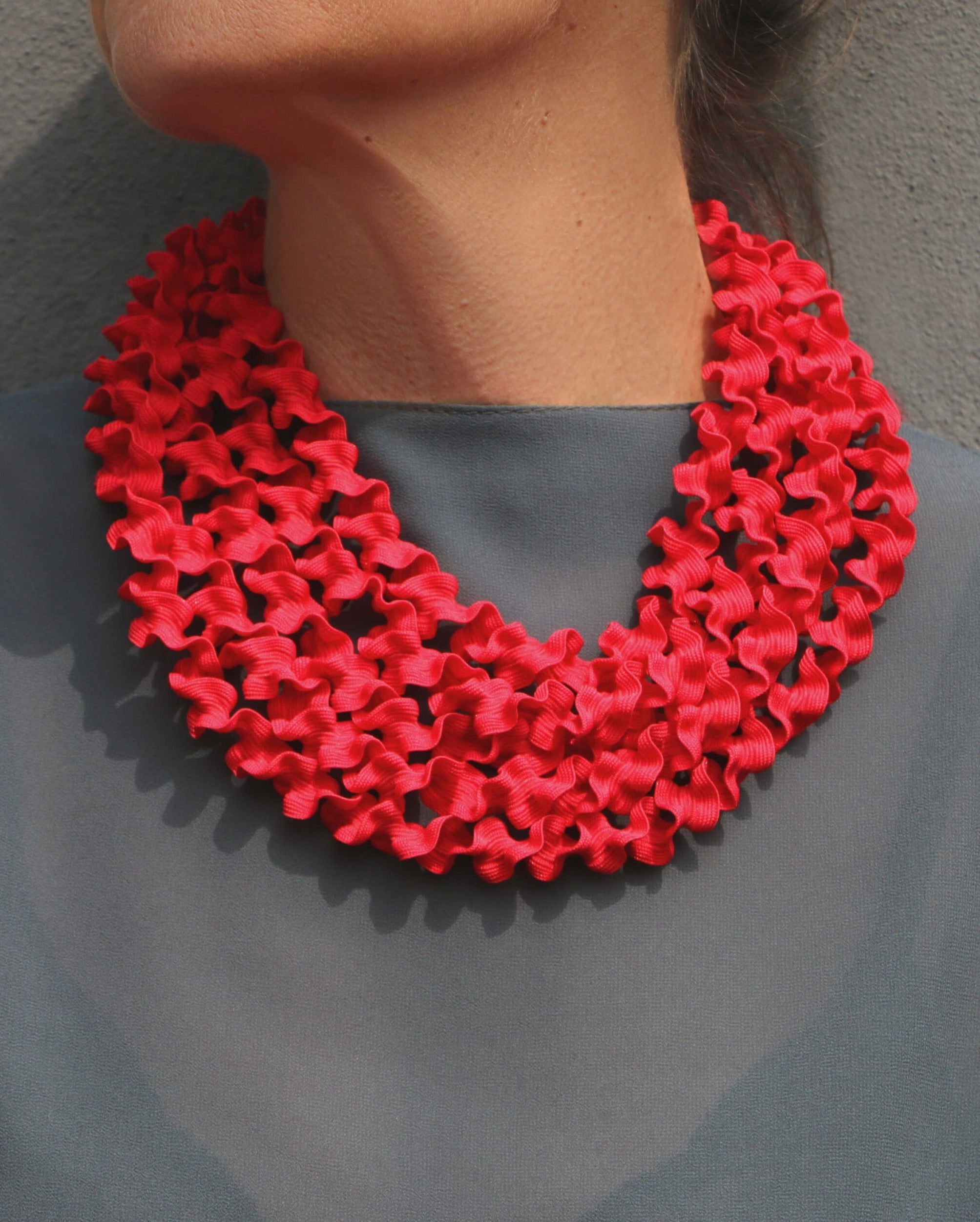 ELLESANTI Short Multi-cord Necklace in Various Colours