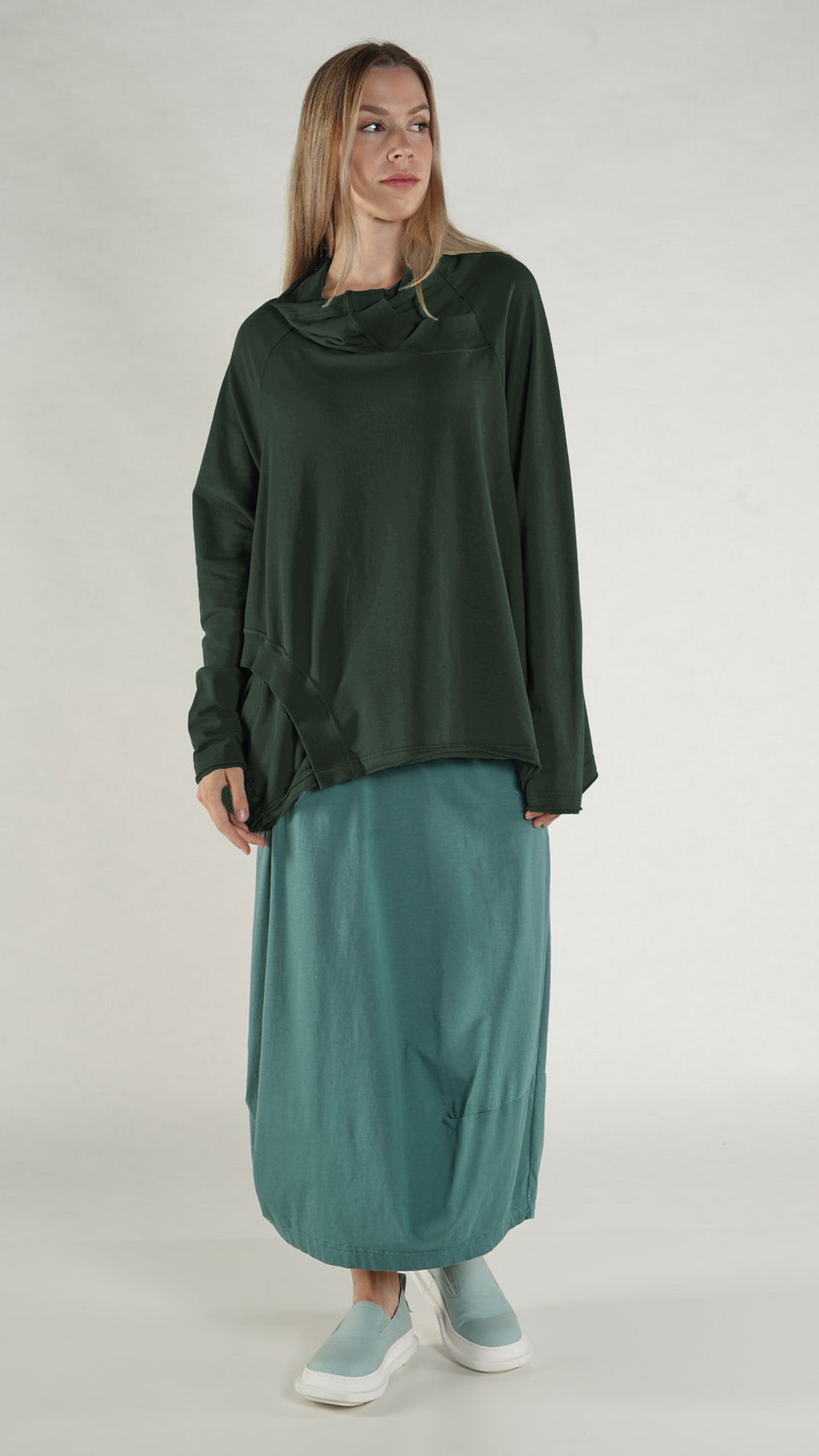 RUNDHOLZ BLACK LABEL Mock Neck French Terry Pullover in Tree