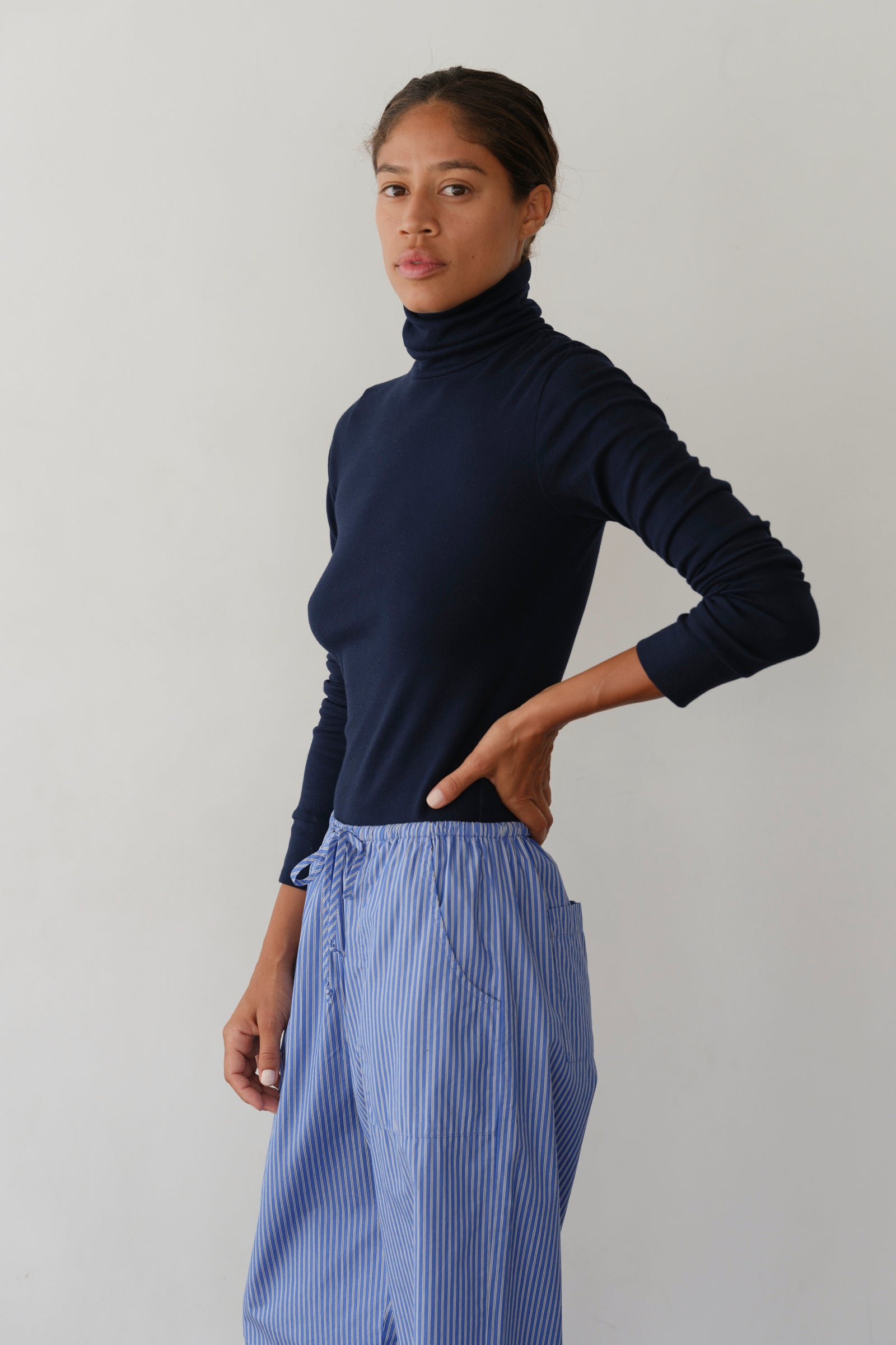 The Baby Rib Turtleneck Navy