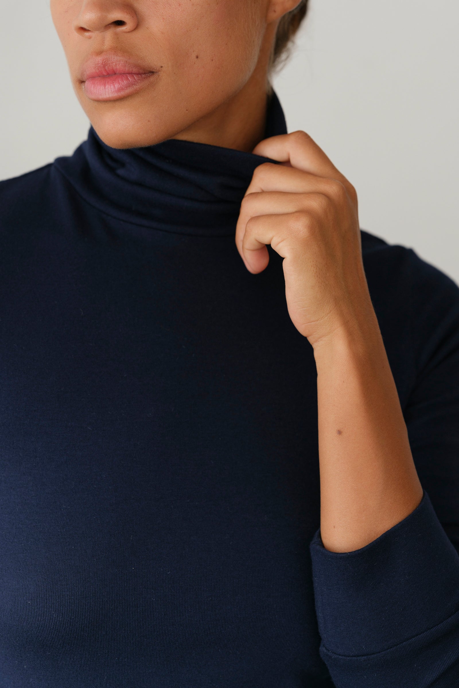 The Baby Rib Turtleneck Navy