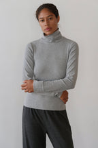 The Baby Rib Turtleneck Heather Grey