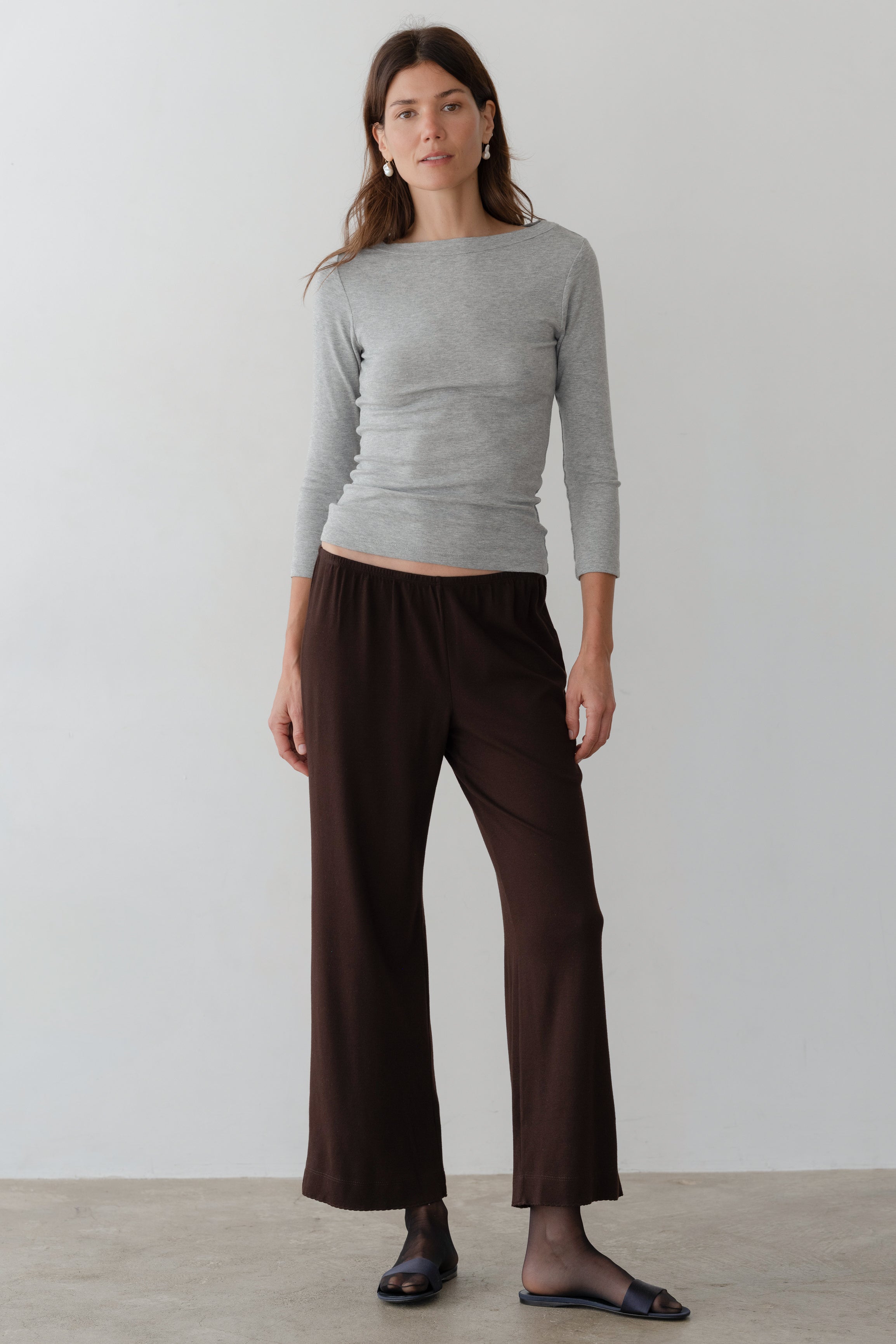 The Baby Rib Scallop Pant
