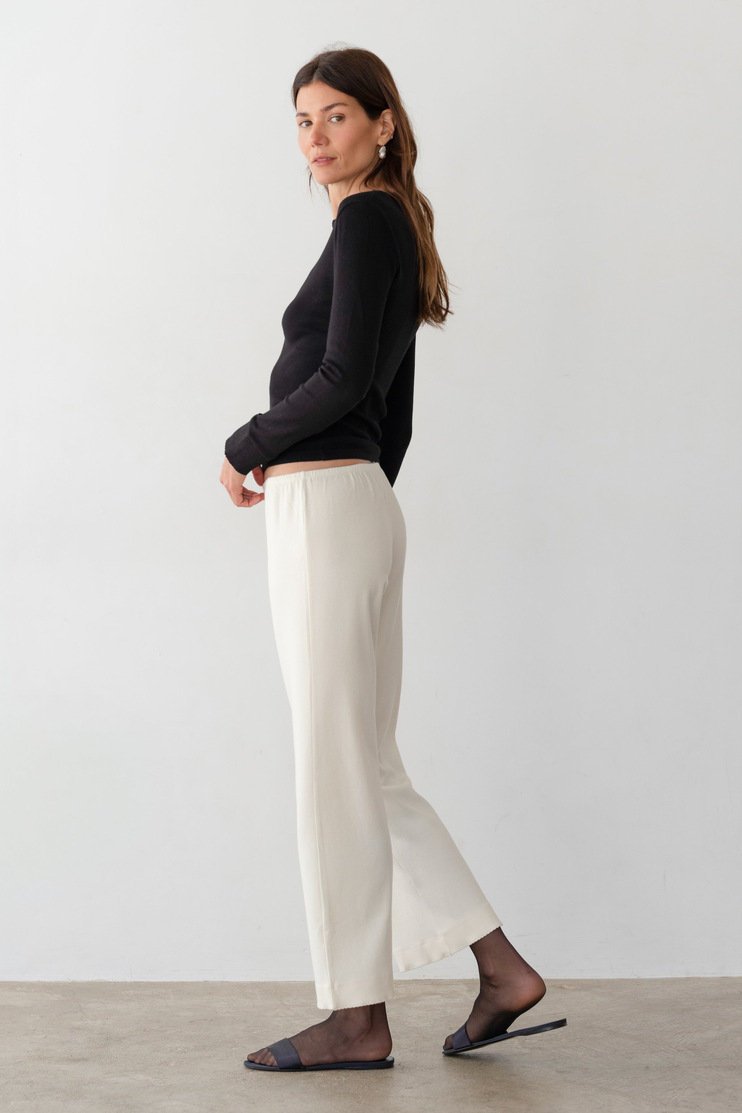 The Baby Rib Scallop Pant