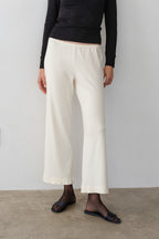 The Baby Rib Scallop Pant