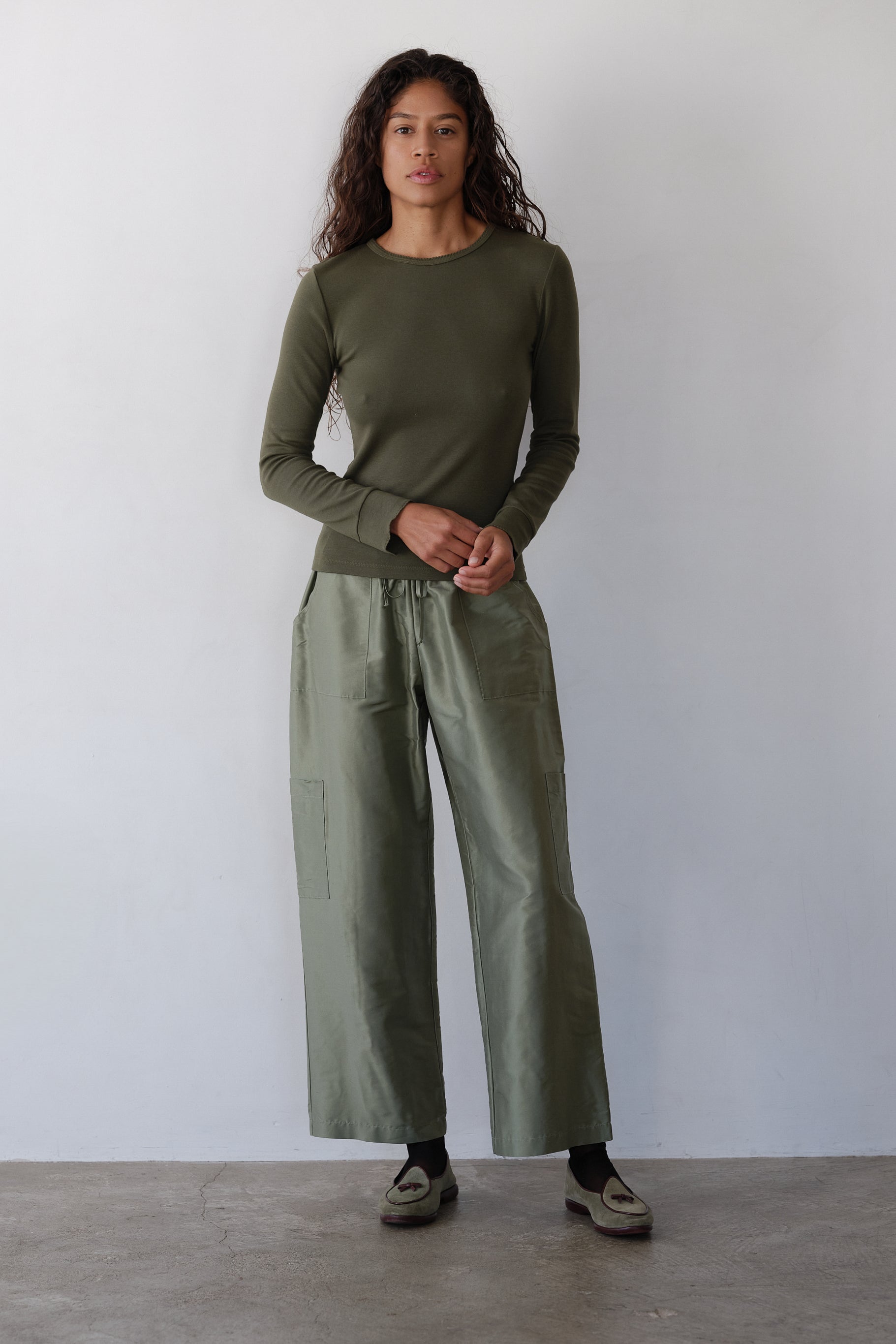 The Baby Rib Scallop Long Sleeve