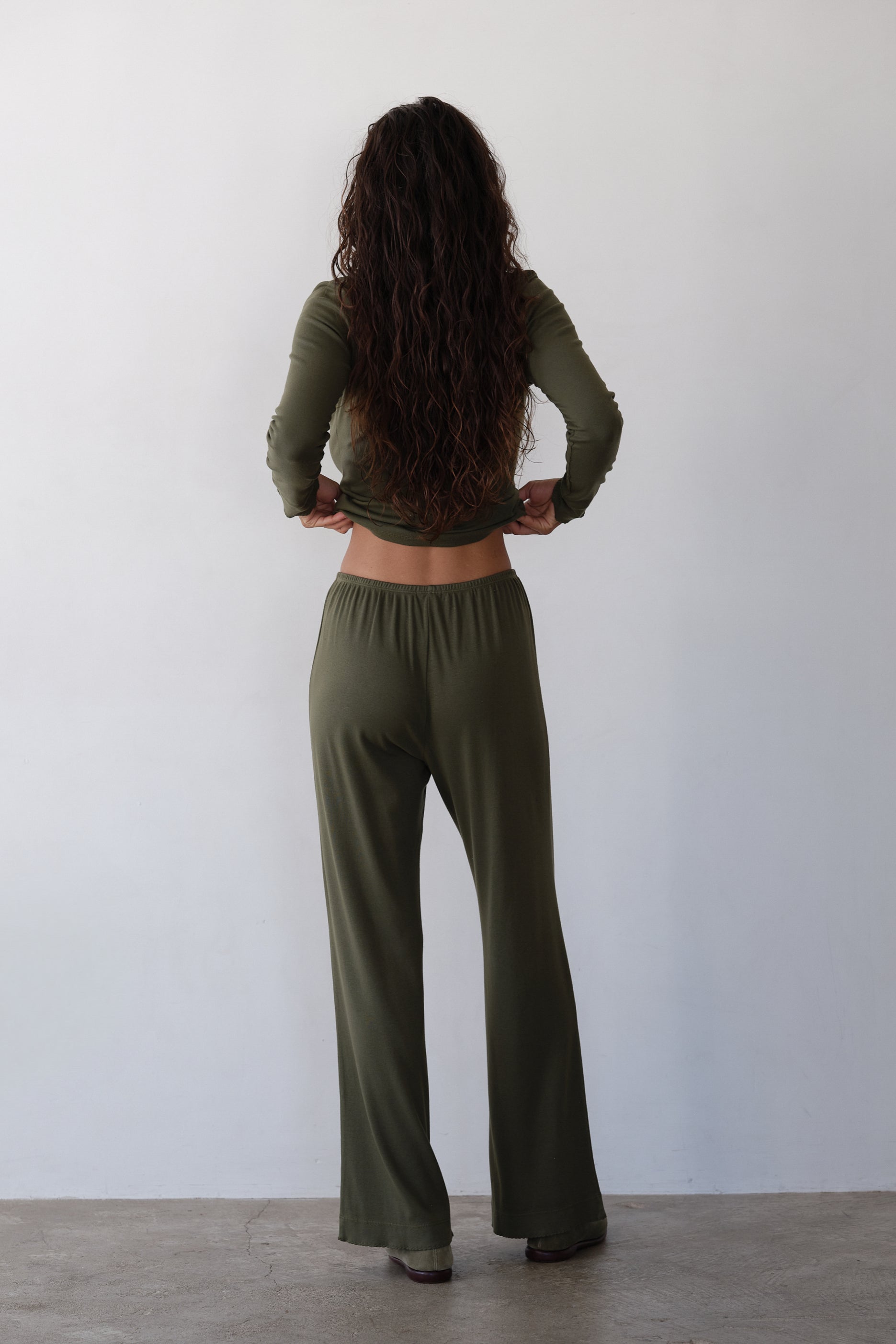 The Baby Rib Scallop Pant