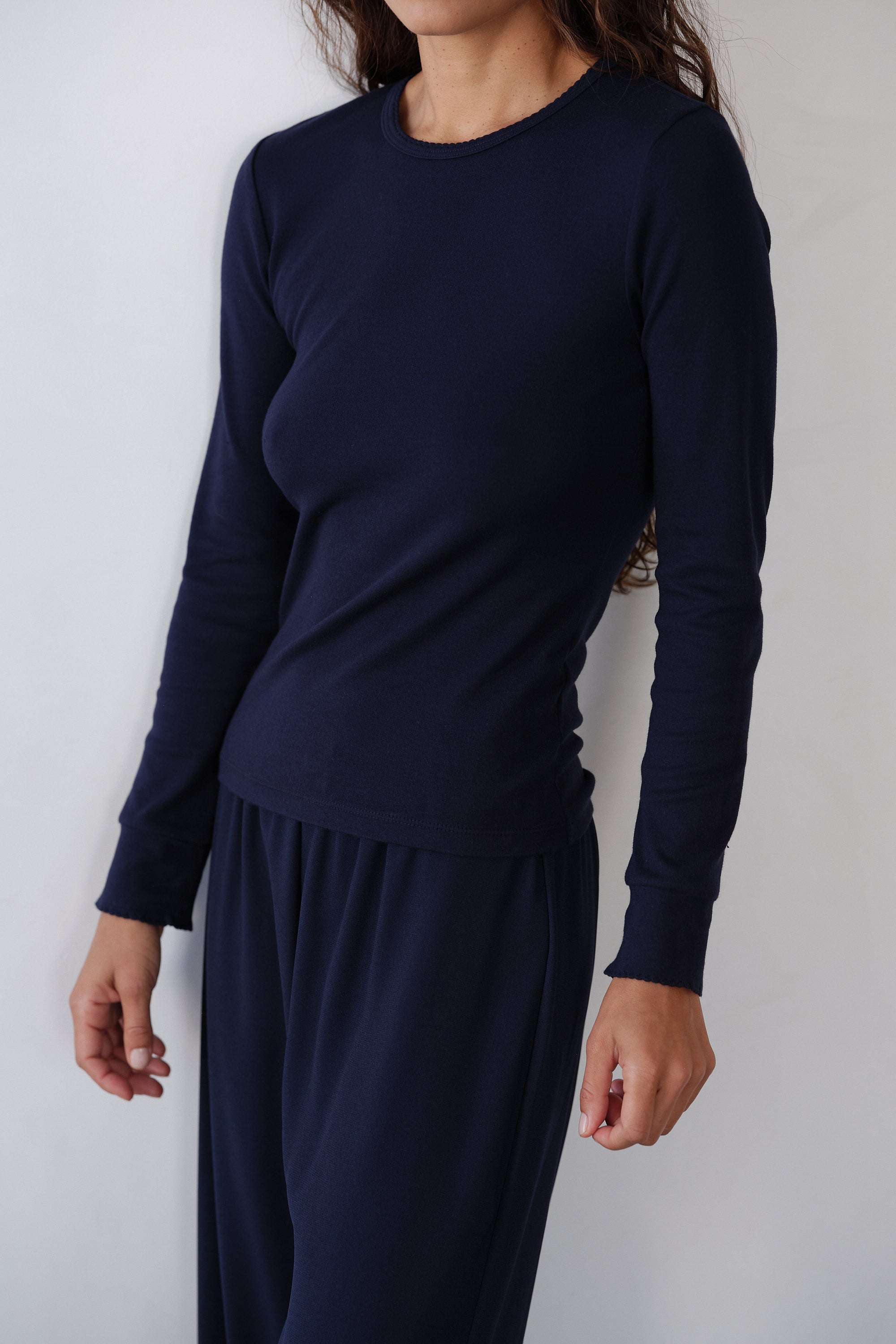 The Baby Rib Scallop Long Sleeve