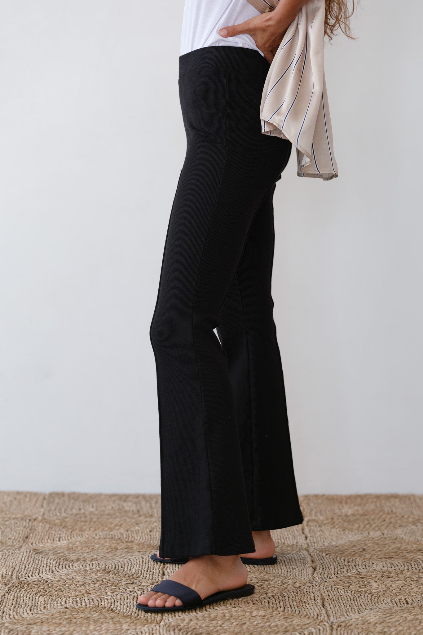The Tall Rib Kick Flare