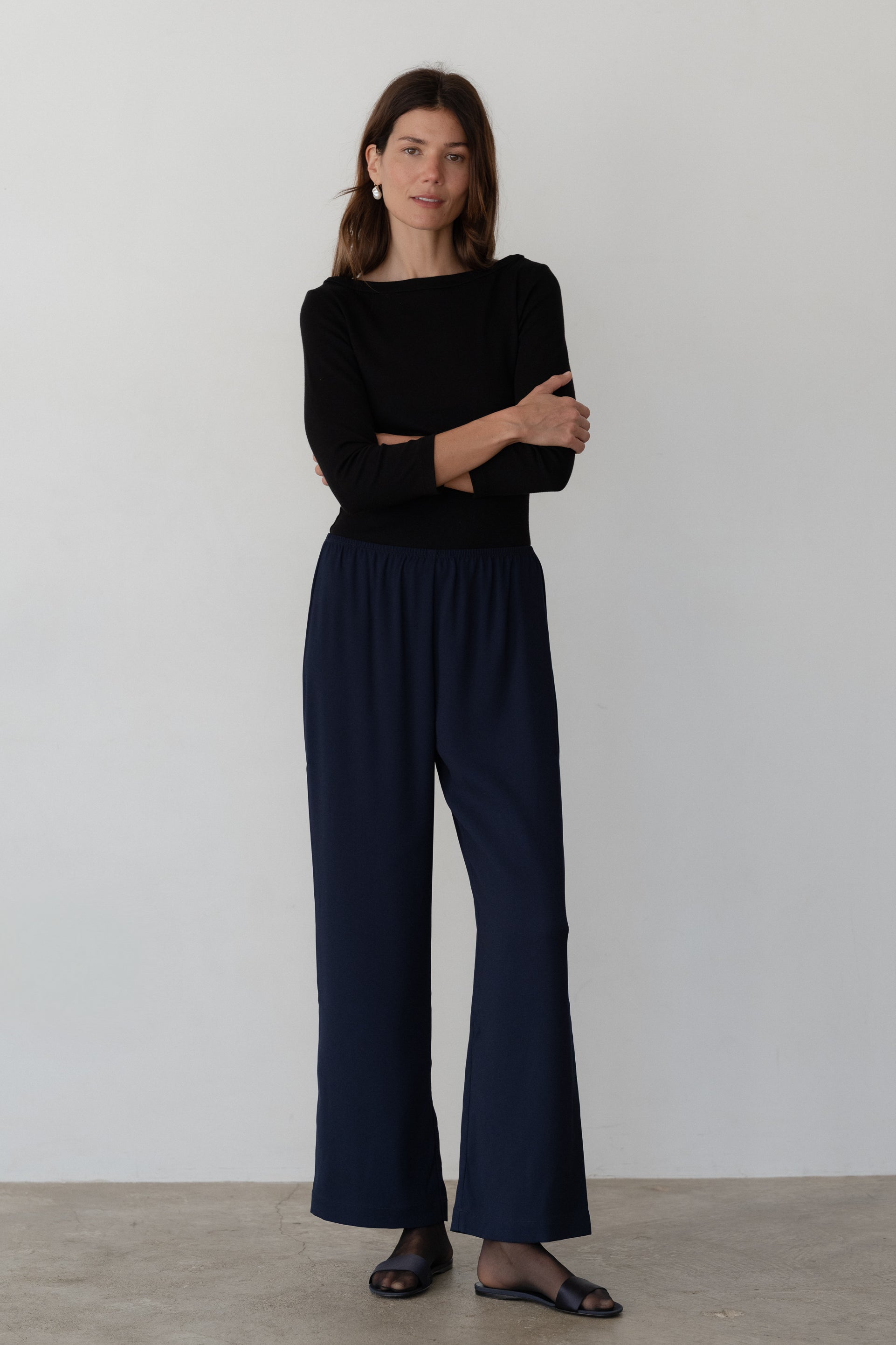 The Crepe Simple Pant