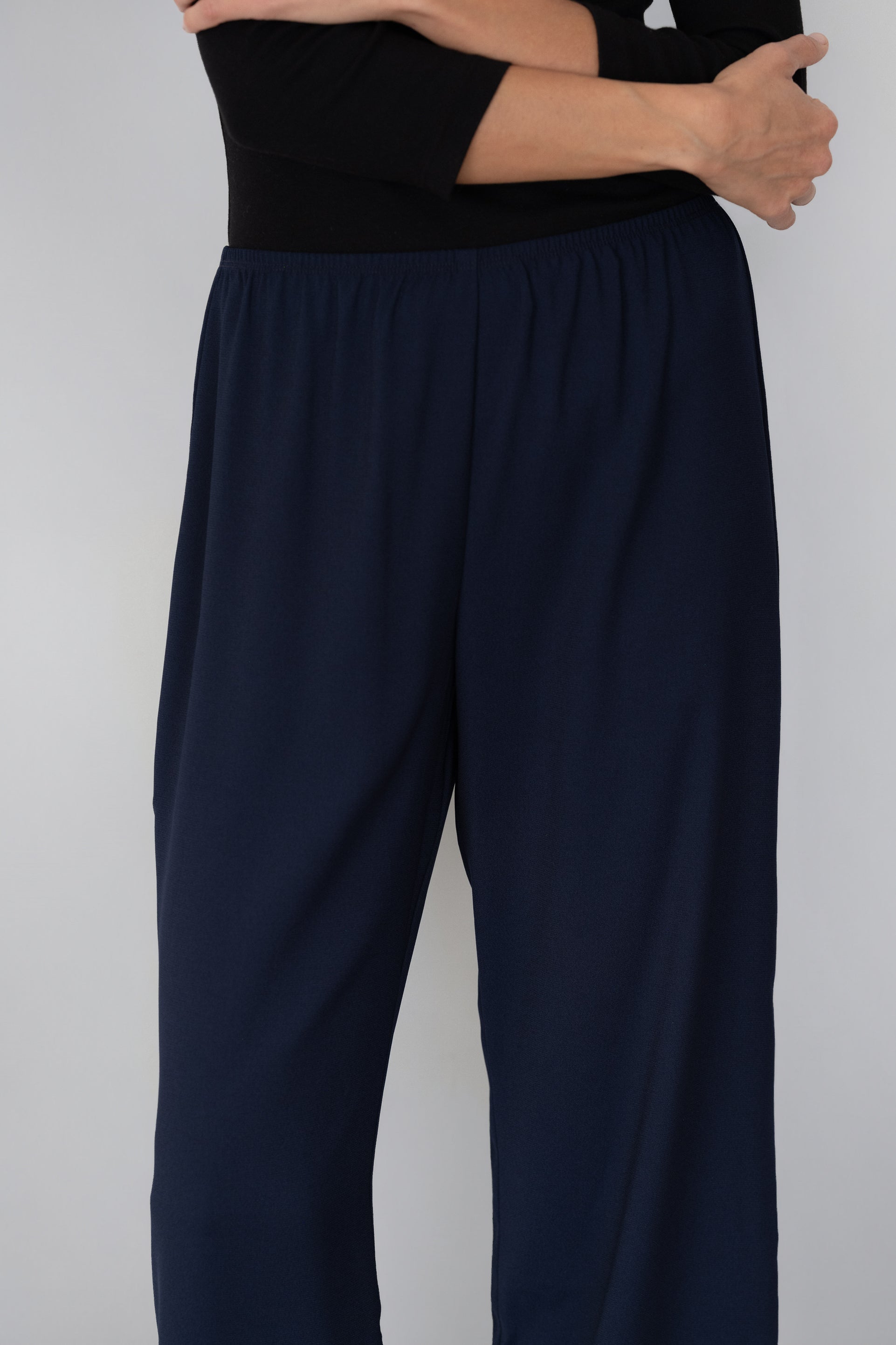 The Crepe Simple Pant