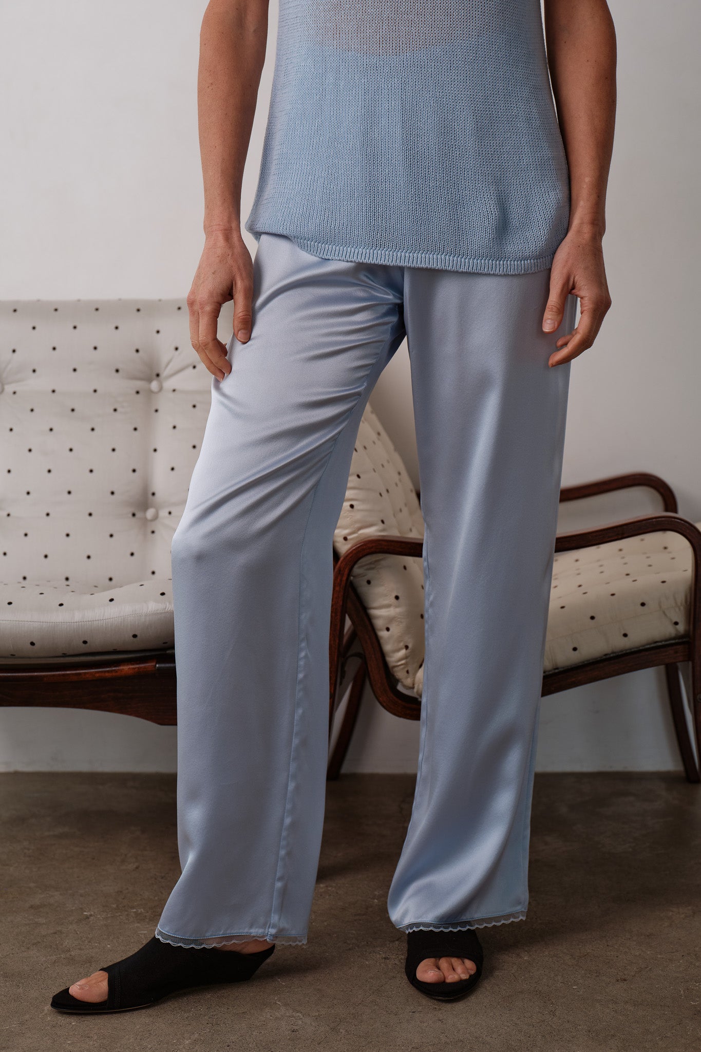 The Silk Lace Simple Pant