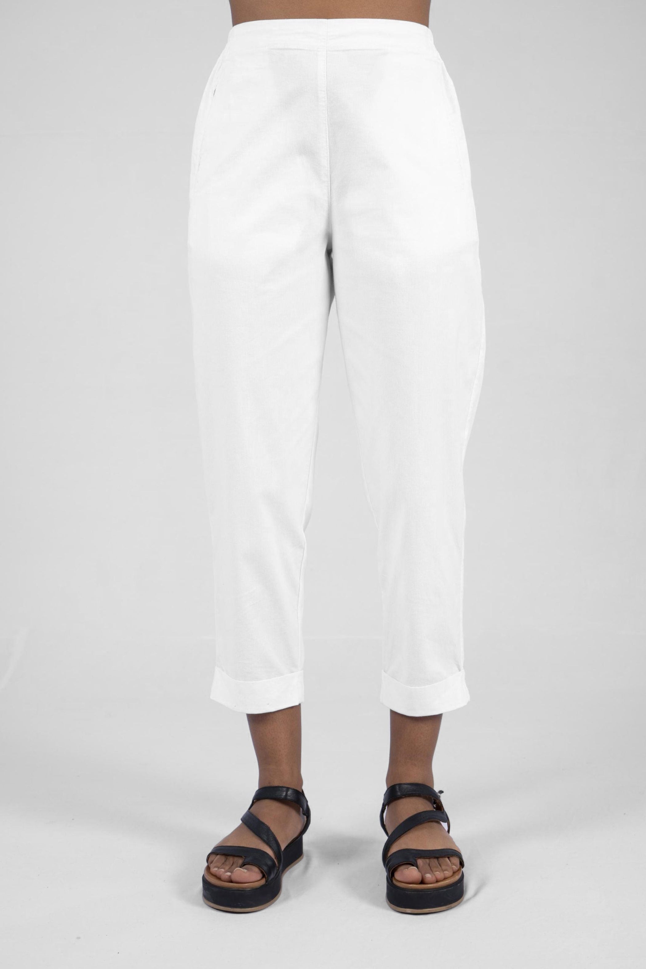 ELEMENTE CLEMENTE Slim Pant in Organic Cotton Stretch in White