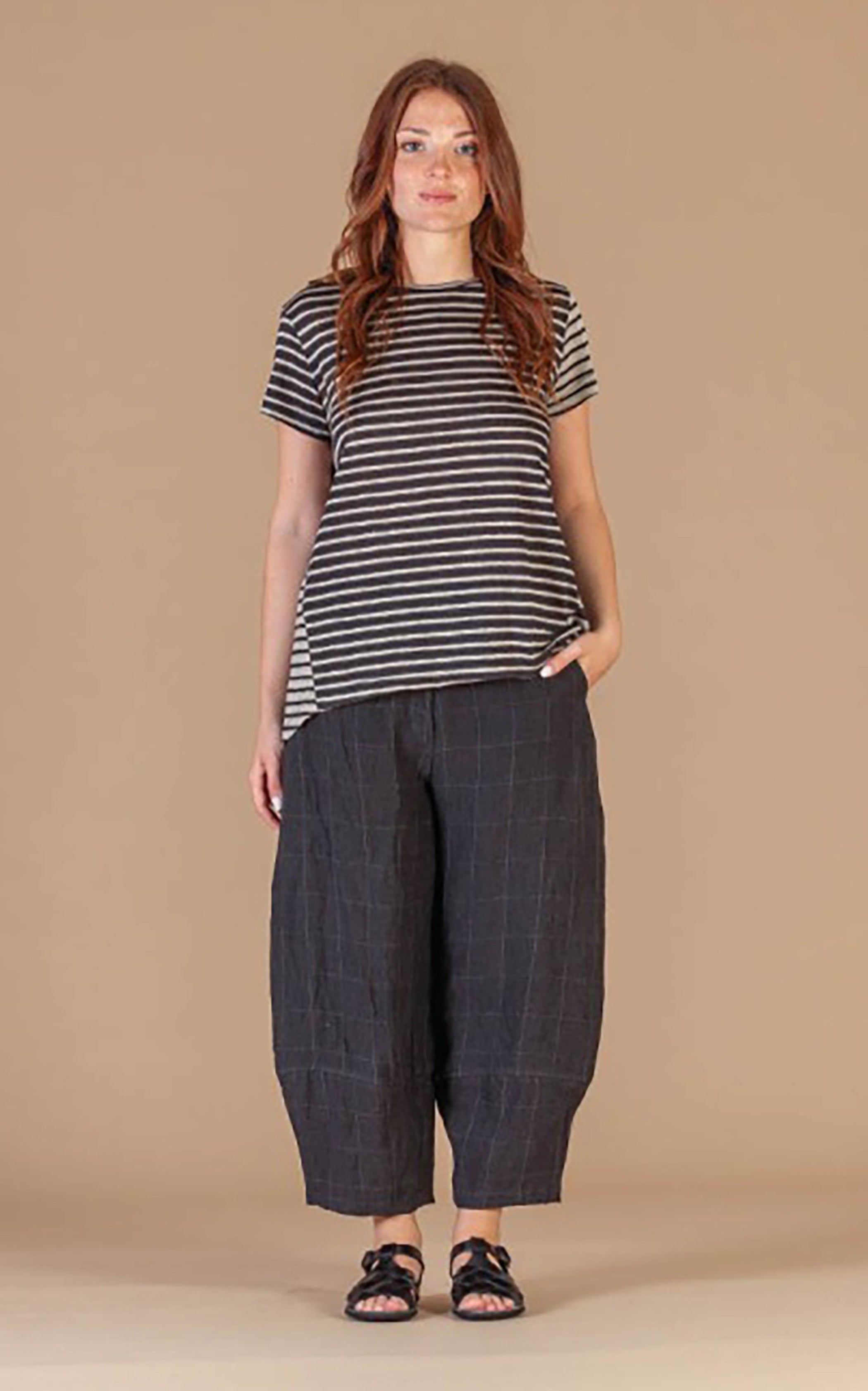 MAMA B Linen-Blend Soft A-line Top in Anthracite Double Stripes