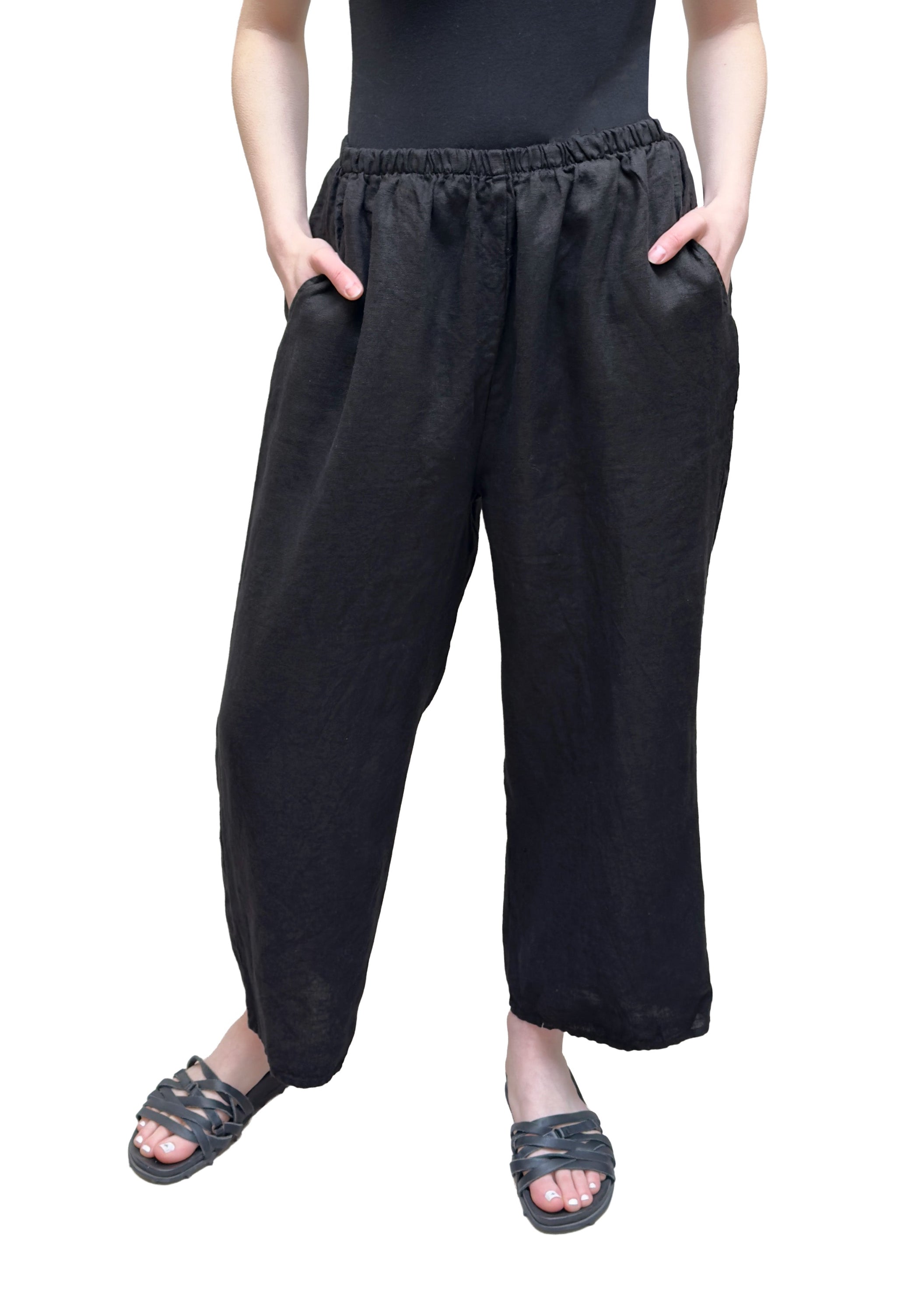 MOTION Linen Flood Pant in Black