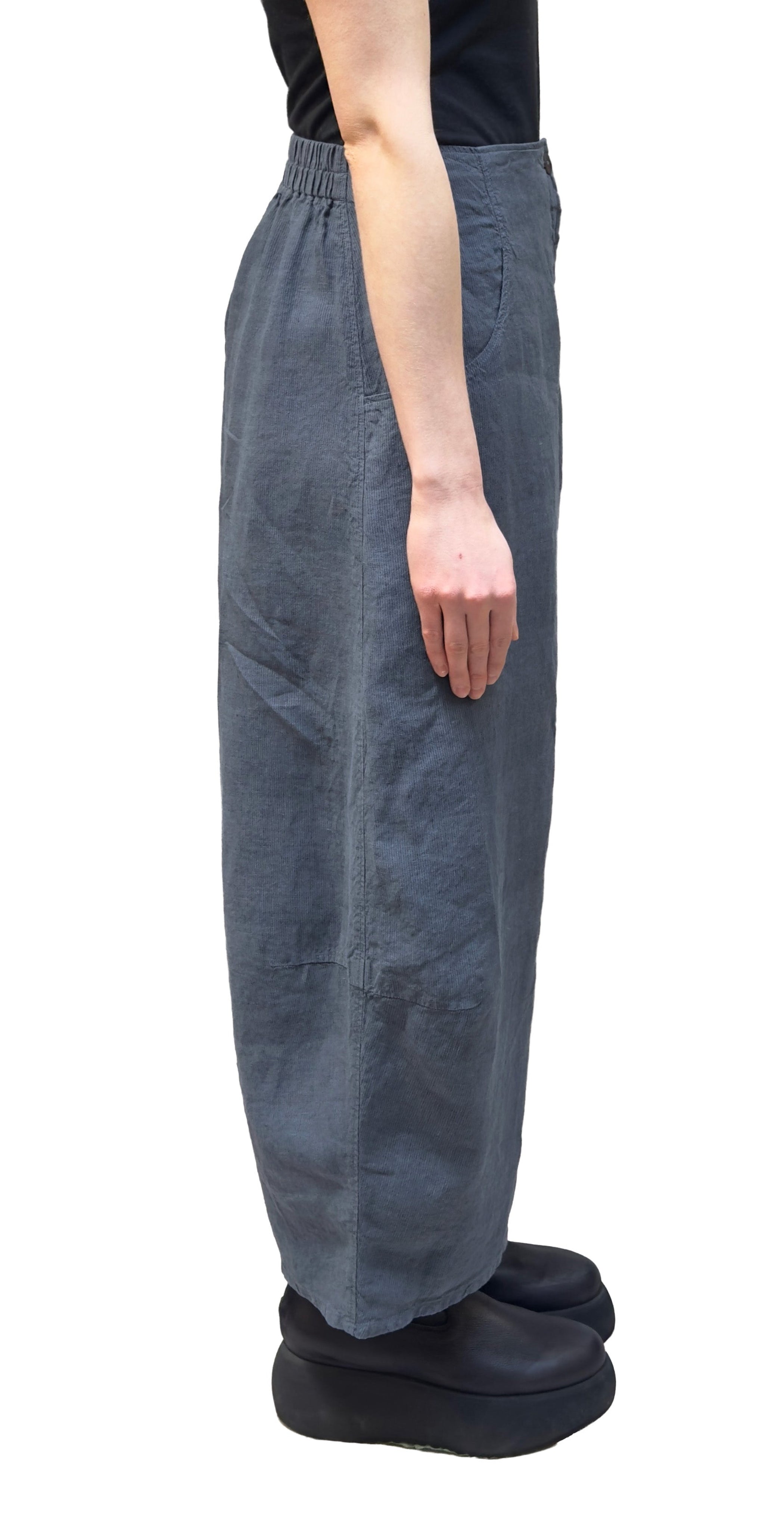 OSKA Barrel Leg Linen Pant in Dew