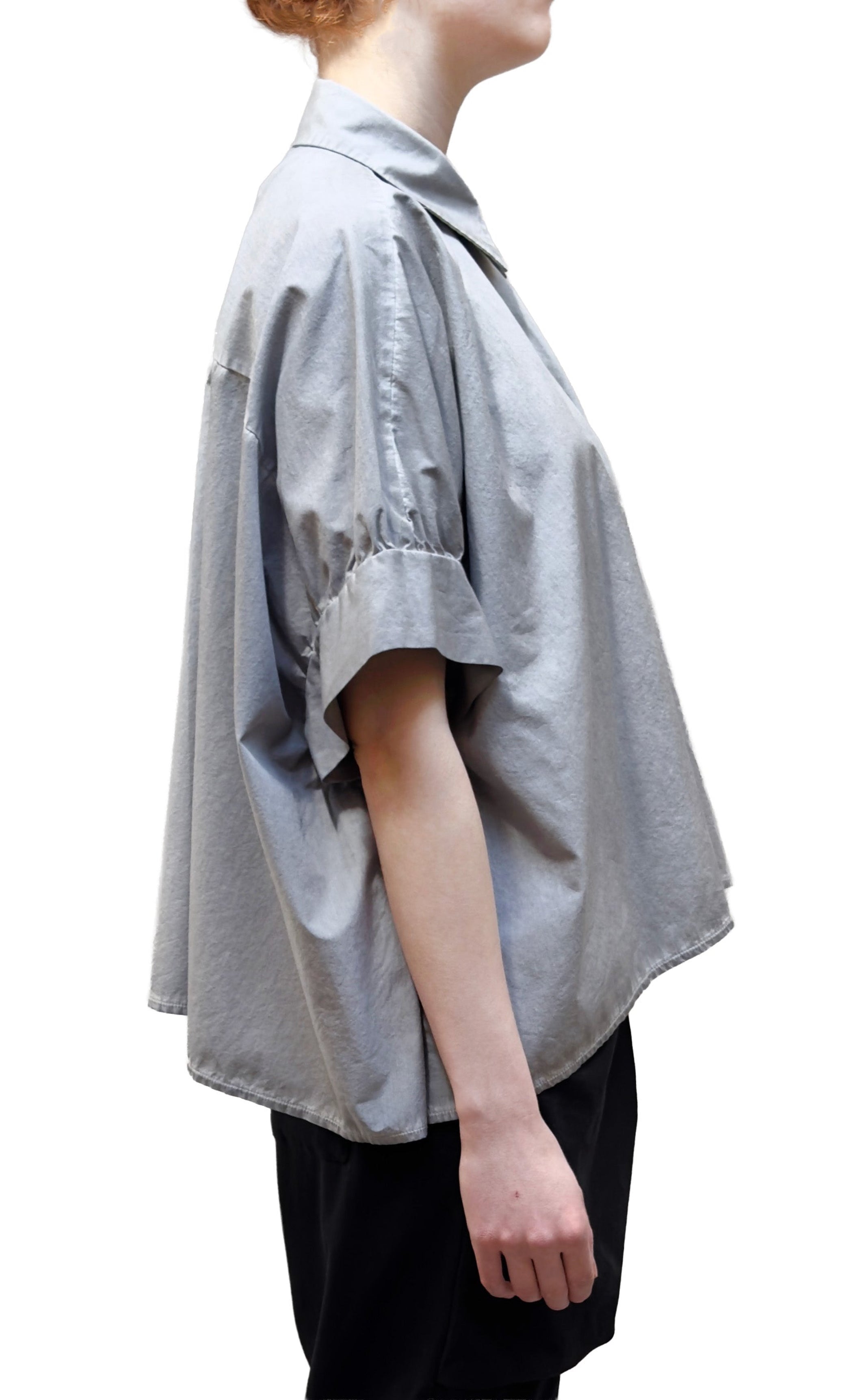 PLU Cropped Structured Button Down Blouse in Cement