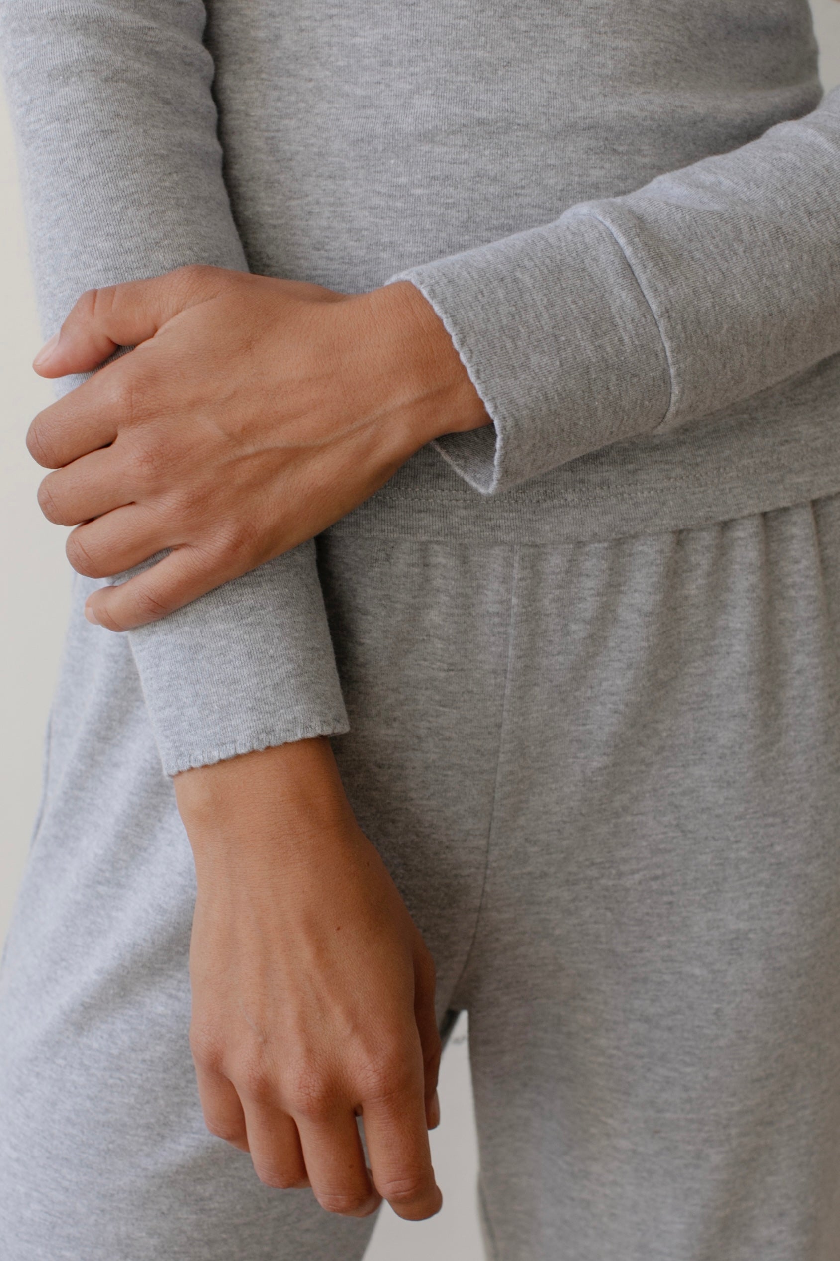 The Baby Rib Scallop Long Sleeve