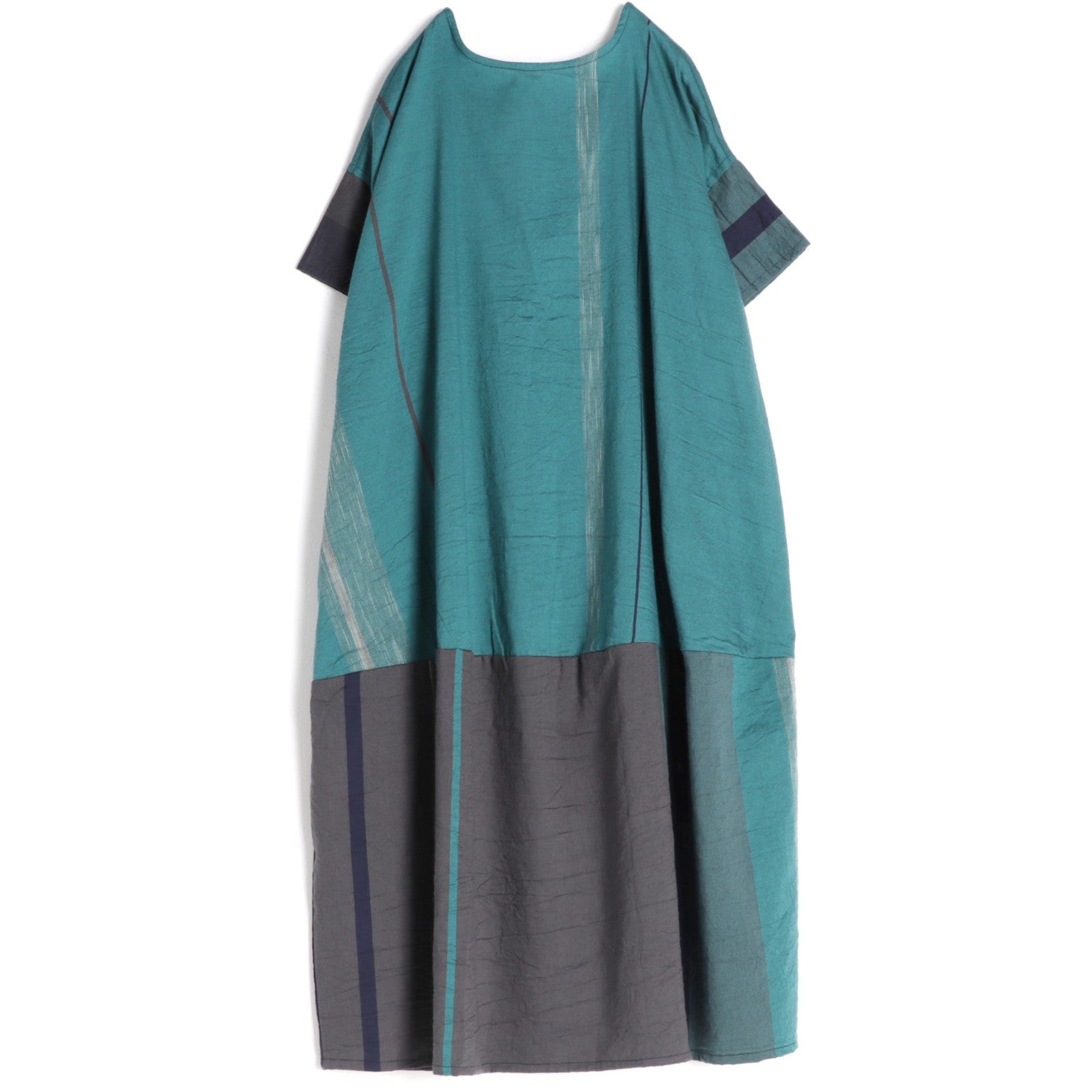 TAMAKI NIIME Short Sleeved Pocket Dress - River Stone