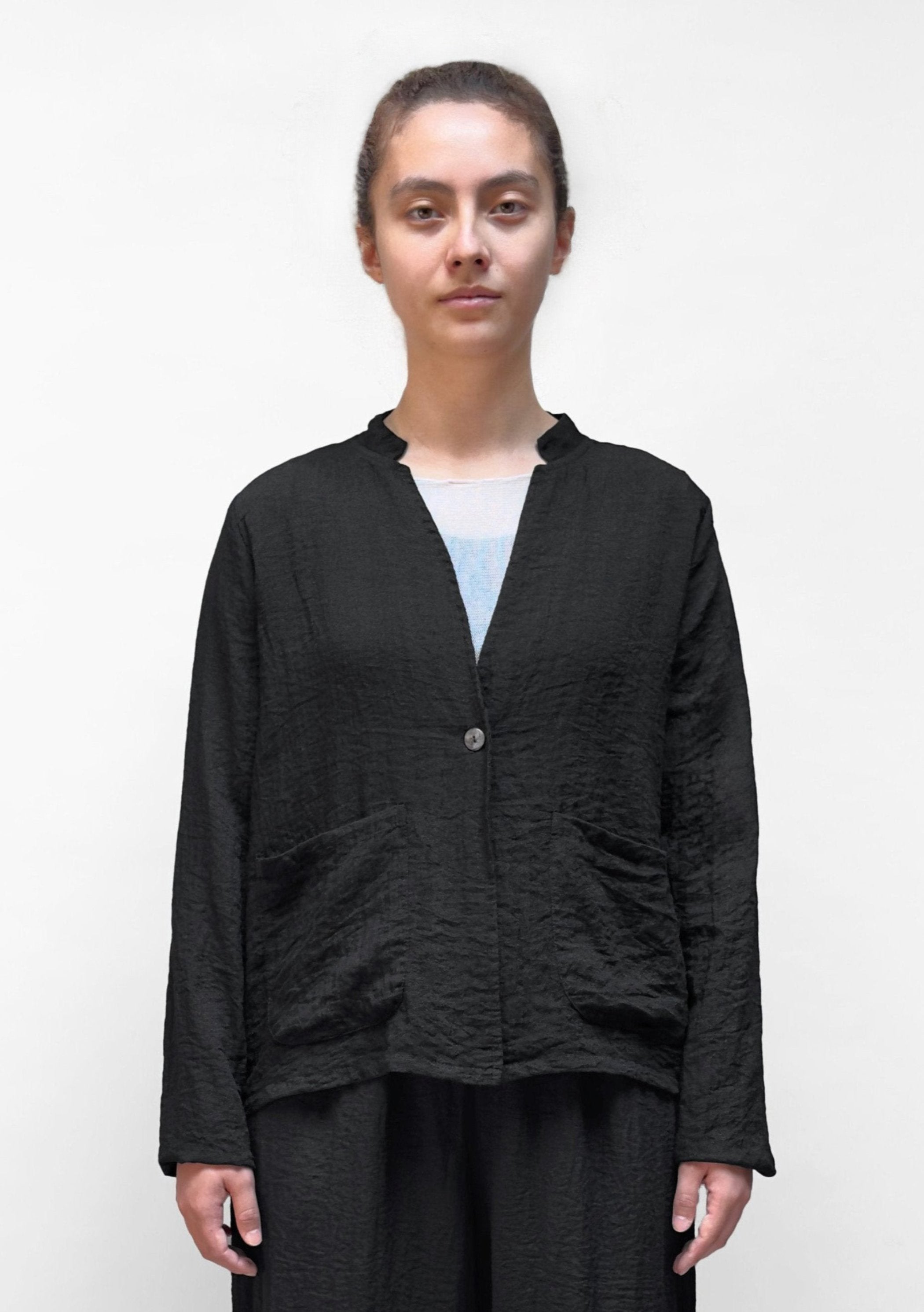 MOTION Medium Weight Parachute One Button Jacket in Black