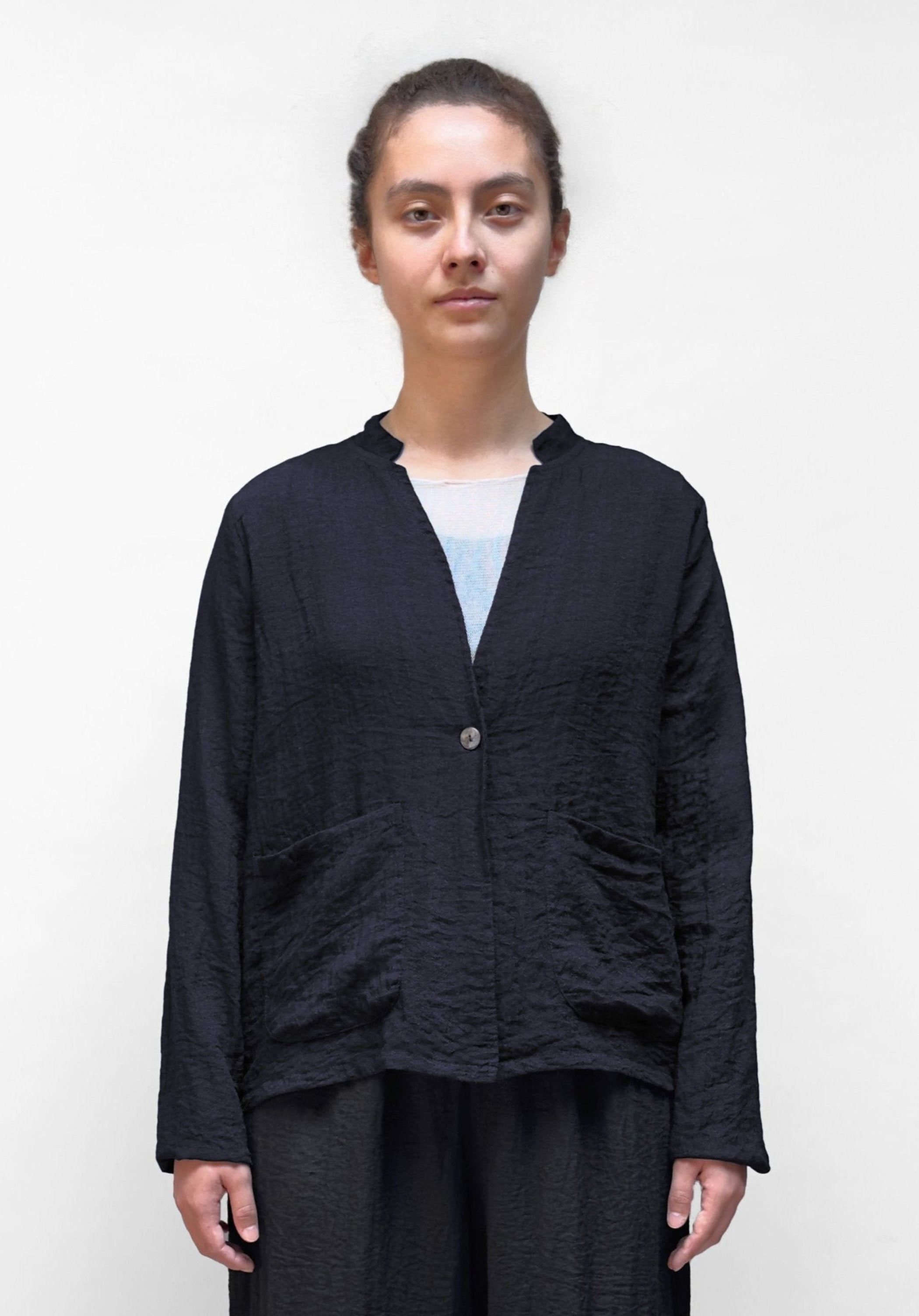 MOTION Medium Weight Parachute One Button Jacket in Navy