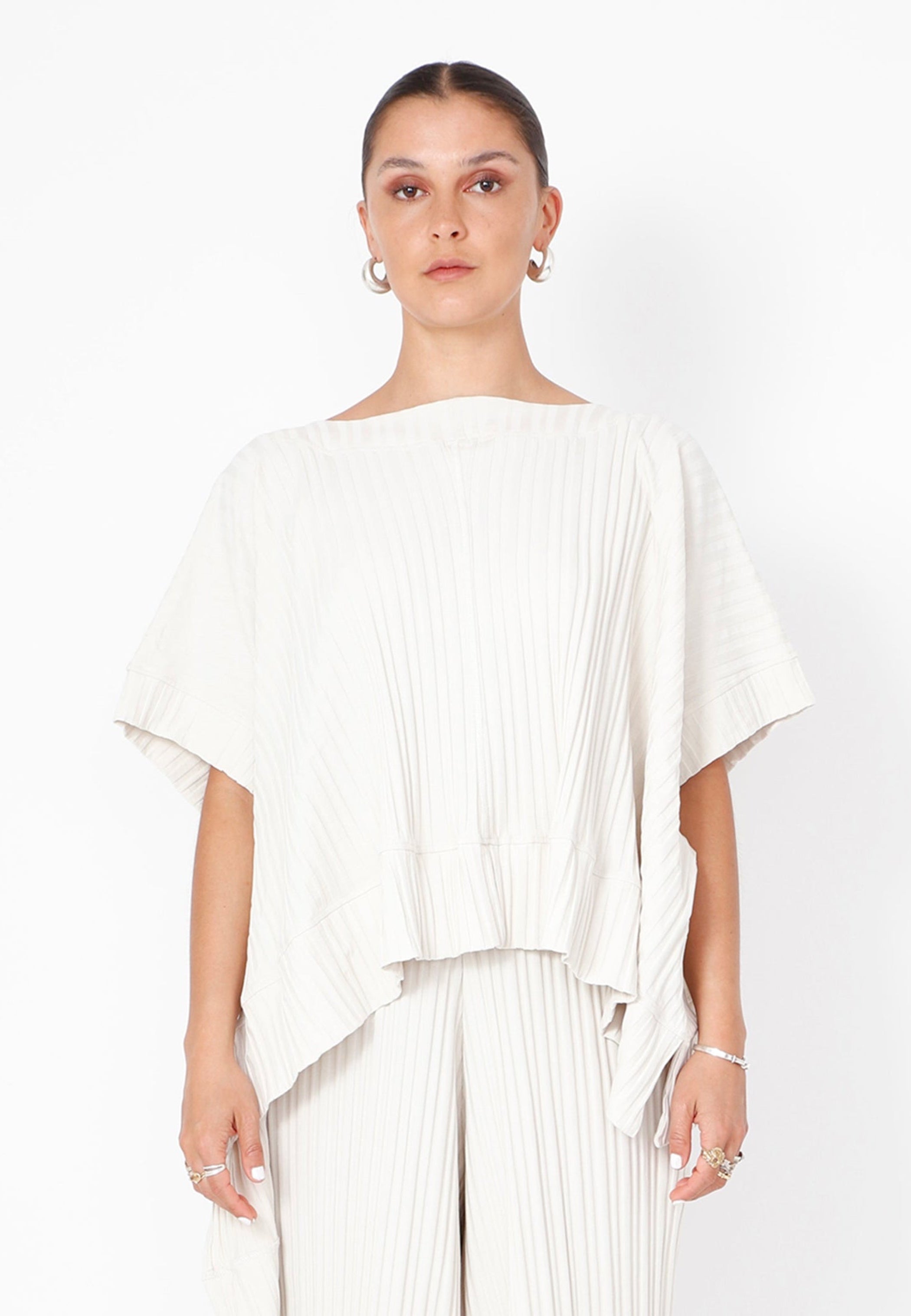 Sort Aarhus Relaxed Wide Rib Pullover in Creme