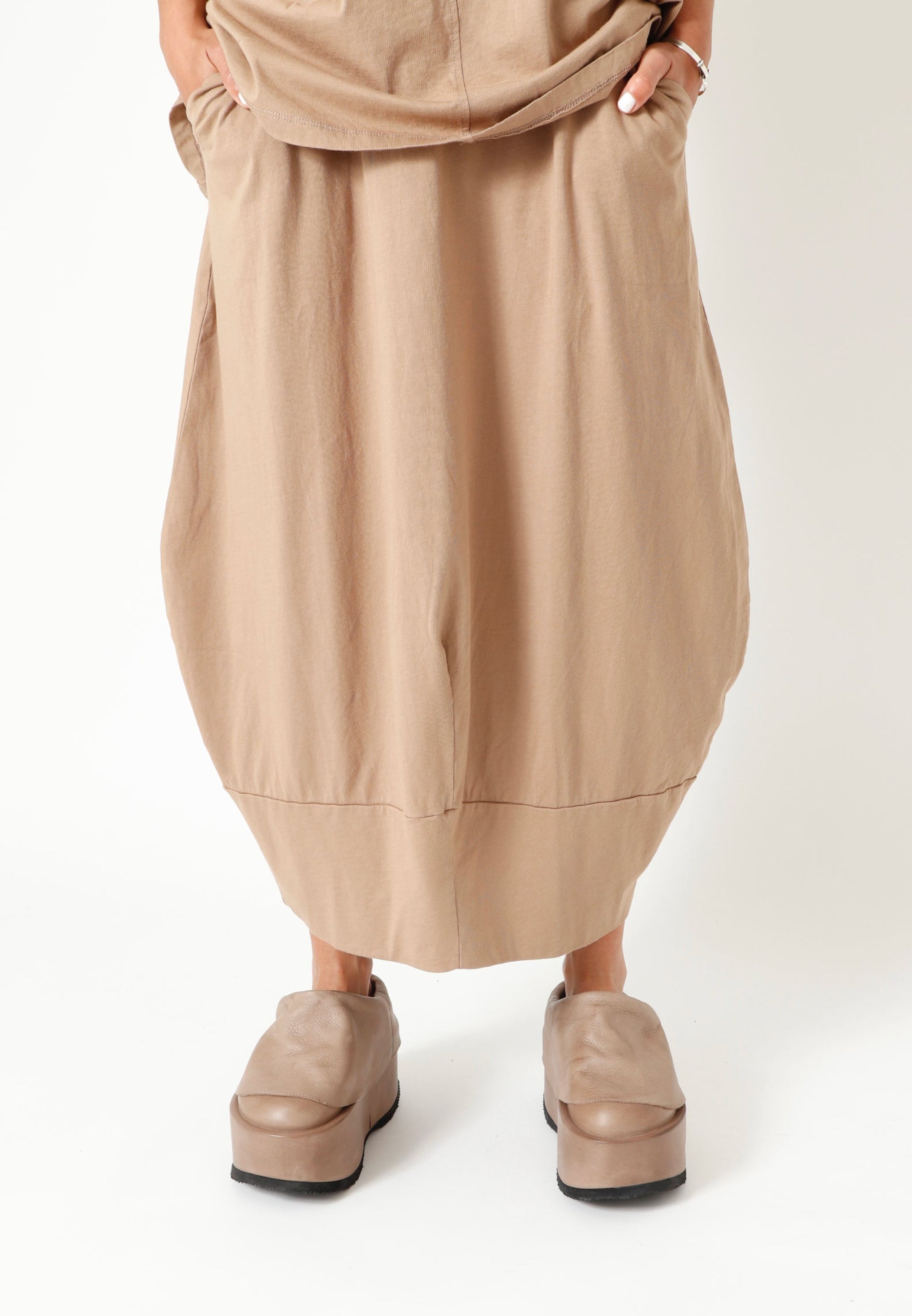 Sort Aarhus Bubble Skirt in Taupe