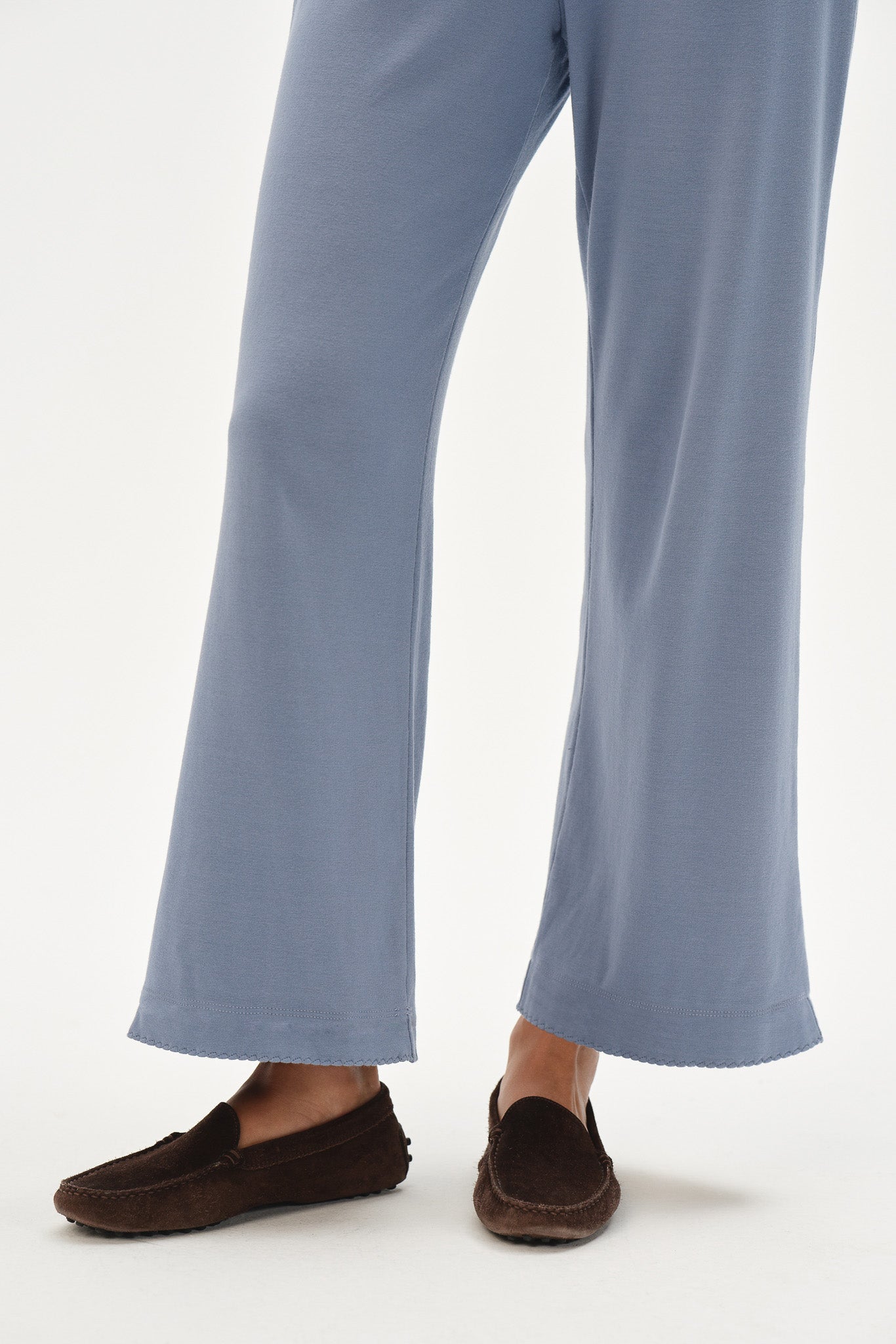 The Baby Rib Scallop Pant