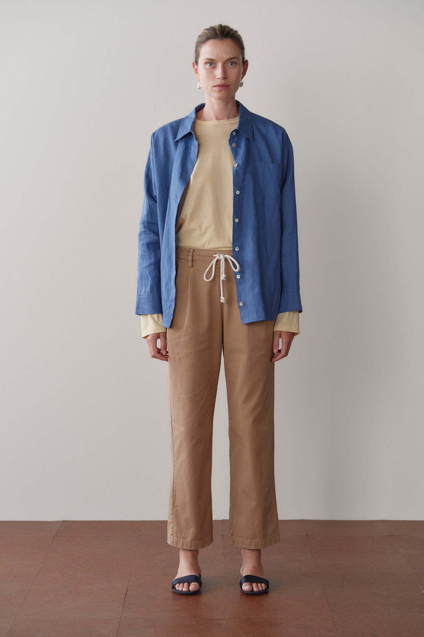 The Chino Drawstring Crop Pant