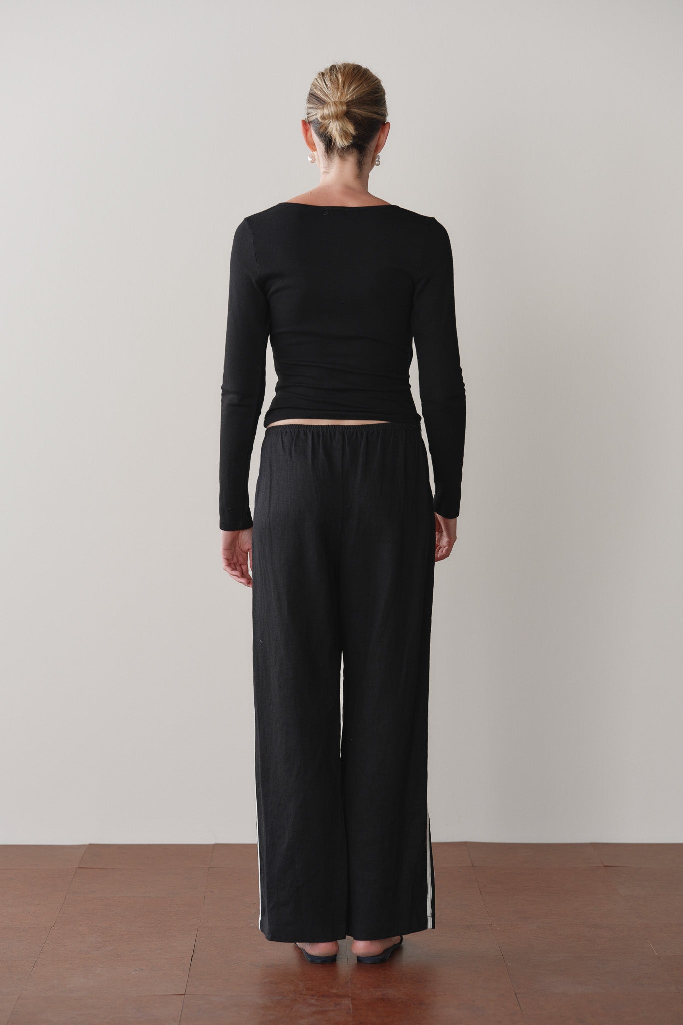 The Linen Crop Stripe Pant