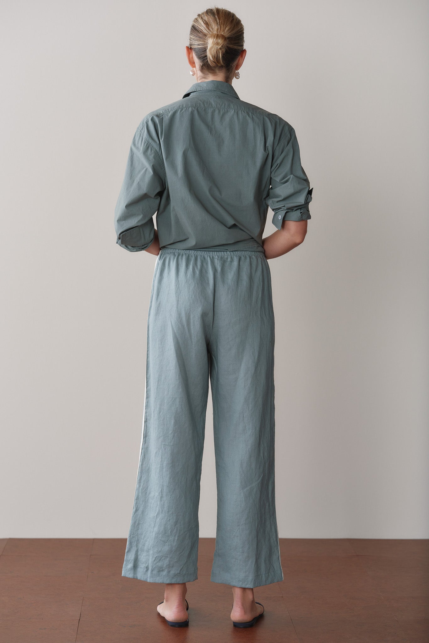 The Linen Crop Stripe Pant