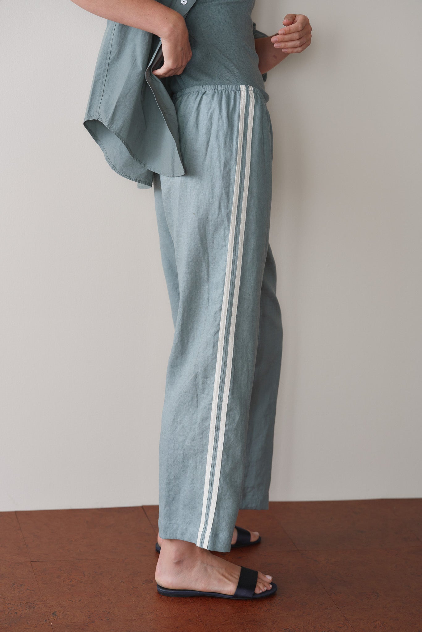 The Linen Crop Stripe Pant