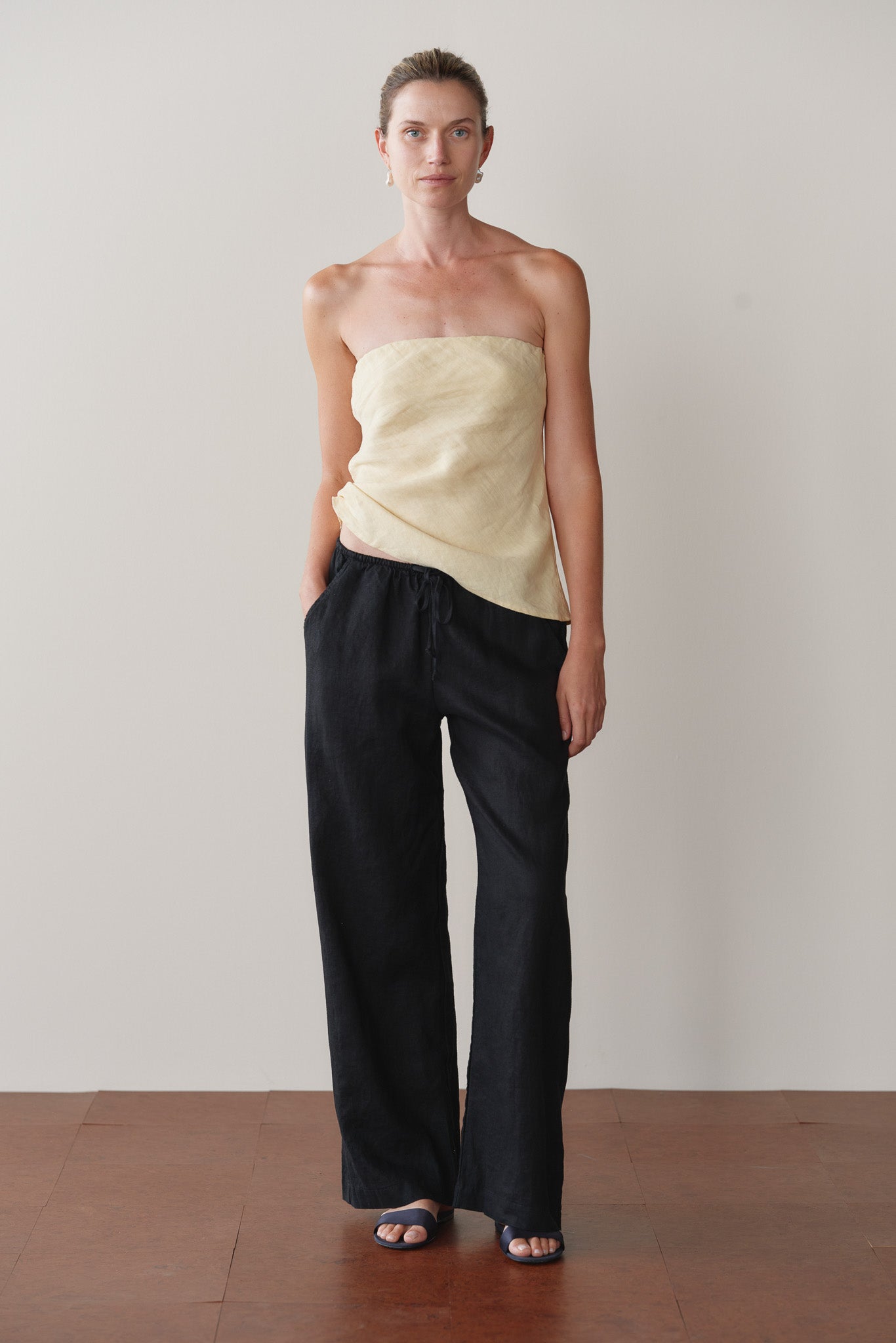 The Linen Drawstring Pant