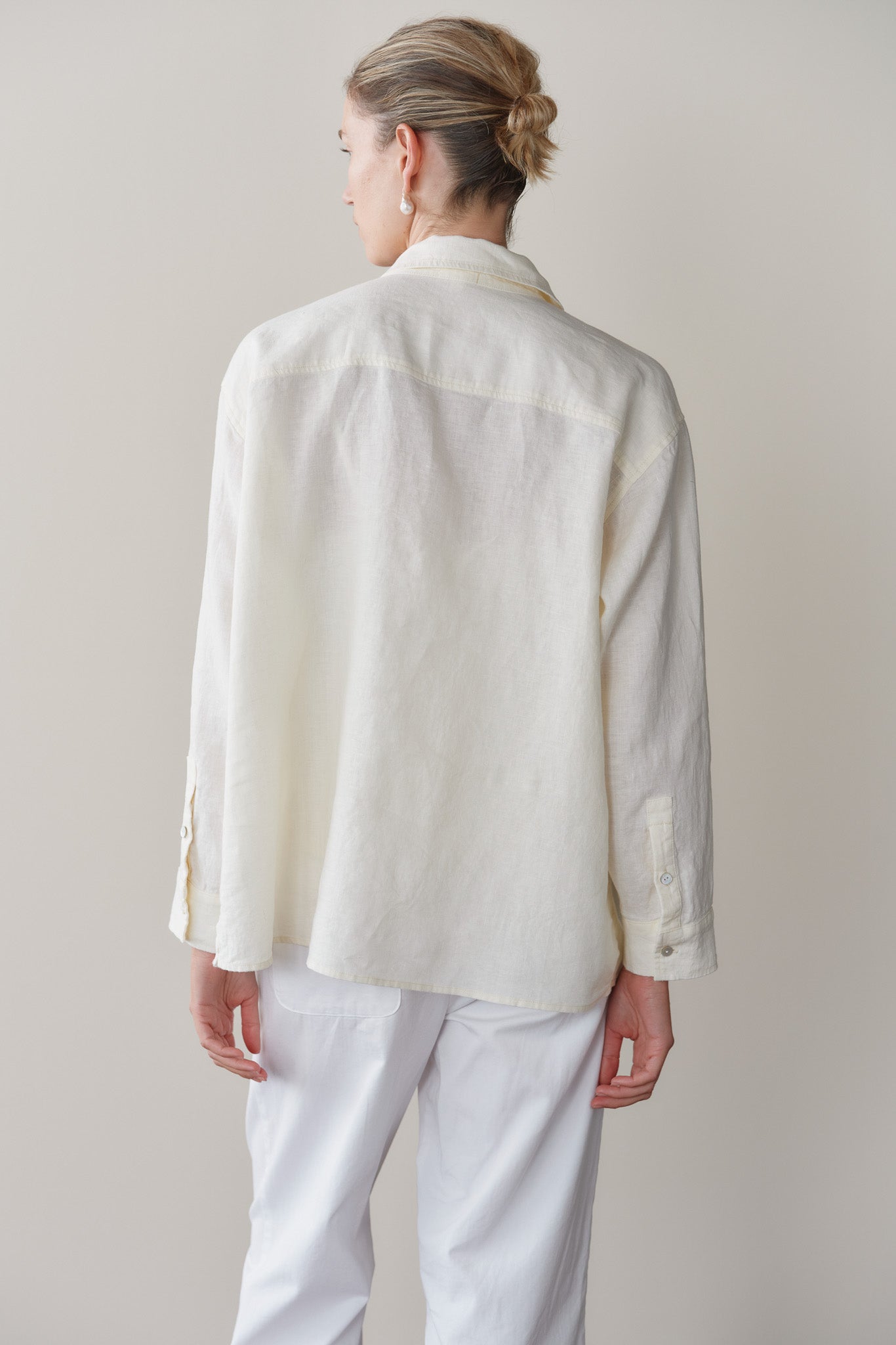 The Linen Relaxed Shirt