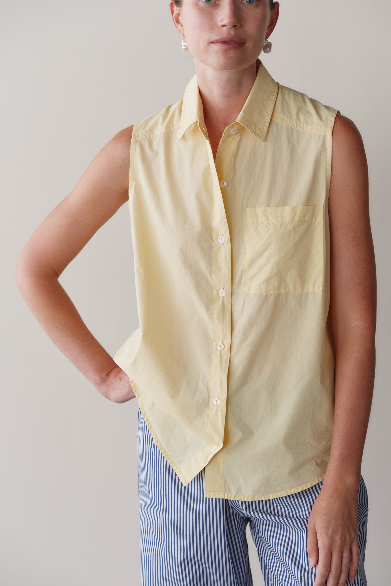 The Pop Sleeveless Shirt