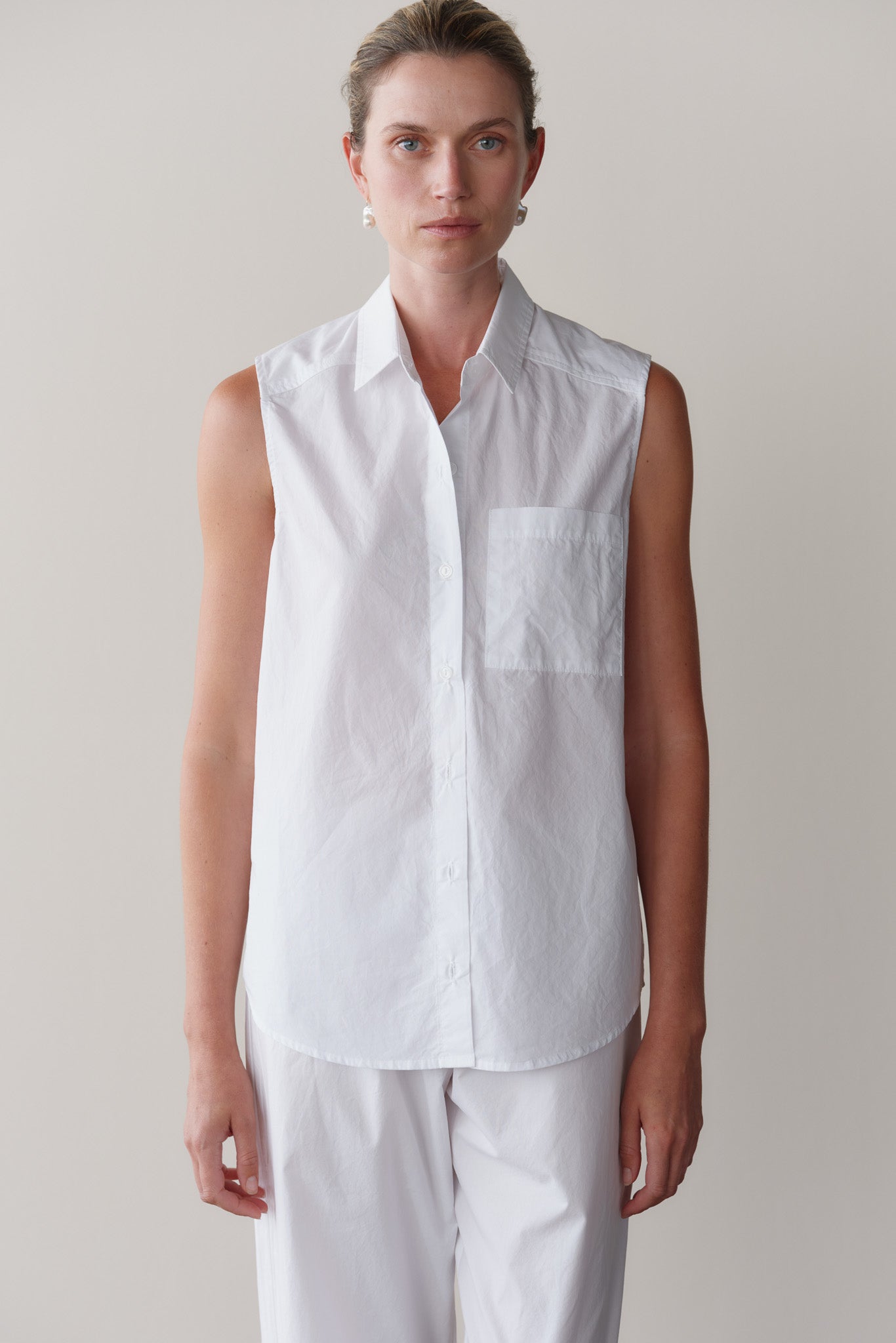 The Pop Sleeveless Shirt