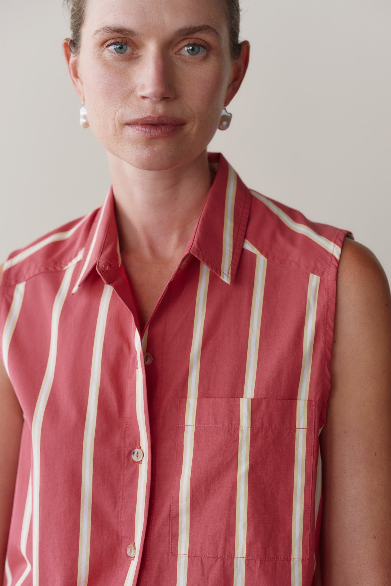 The Pop Sleeveless Shirt