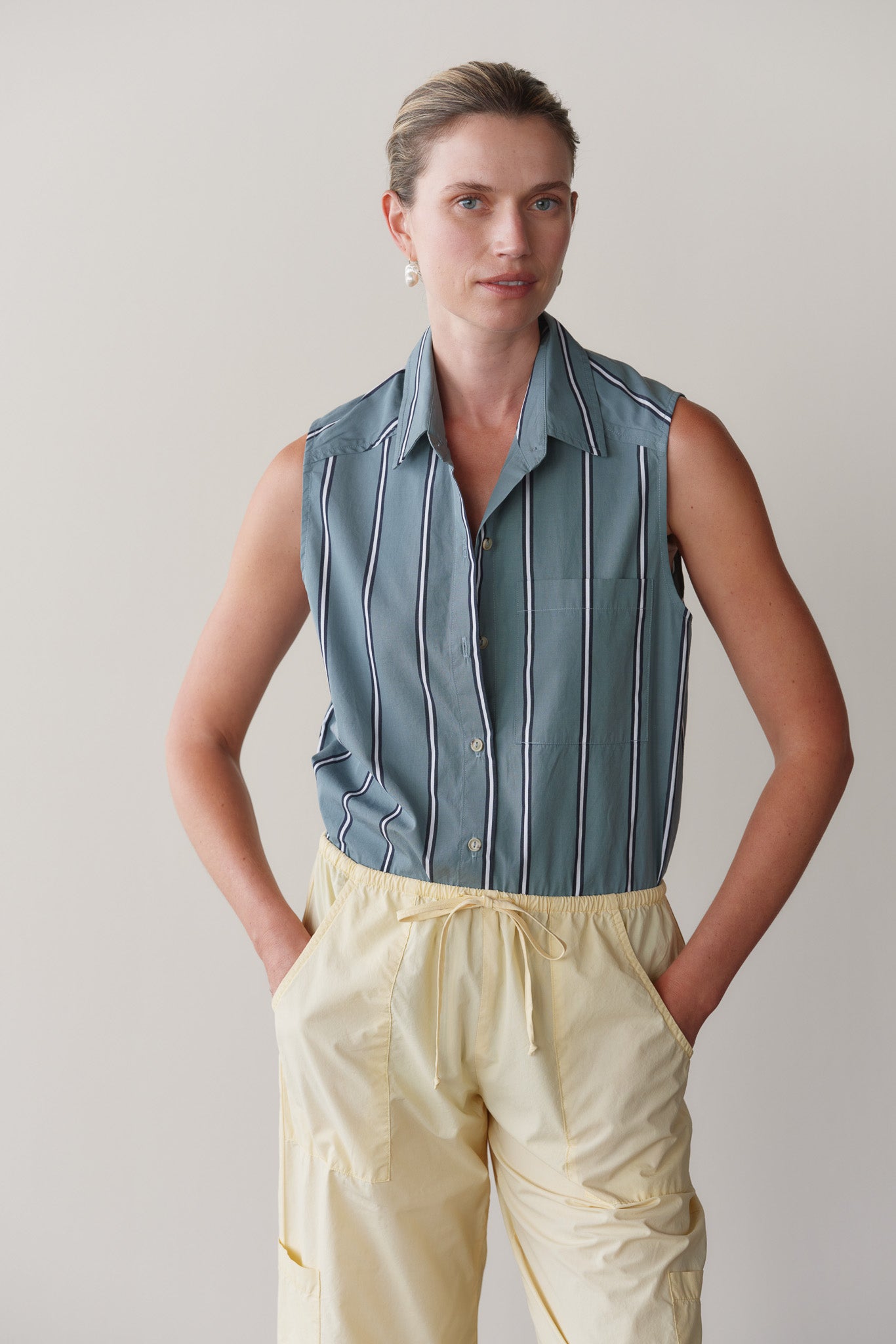 The Pop Sleeveless Shirt