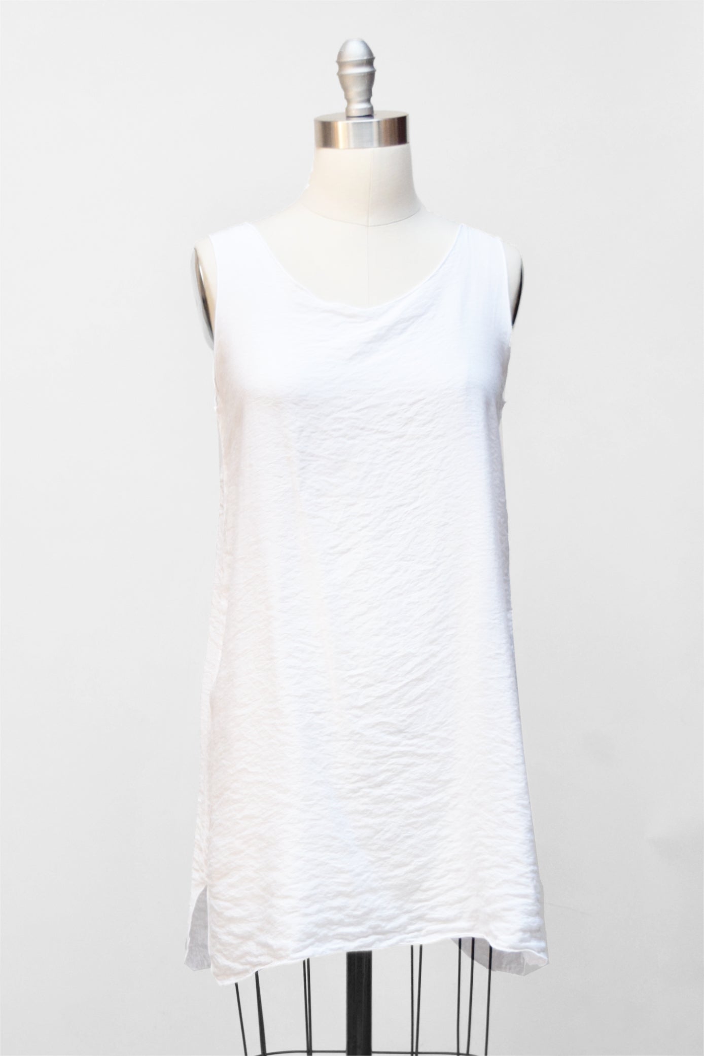 MOTION Parachute Layering Tunic in White