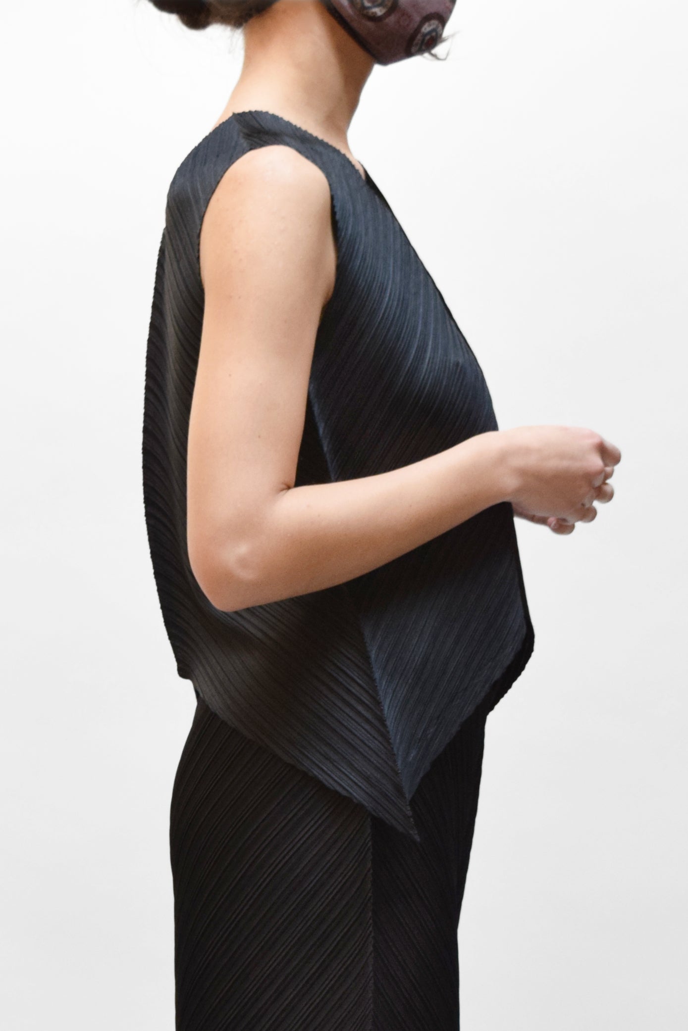 MOTION Pleated Bias Tank in Black